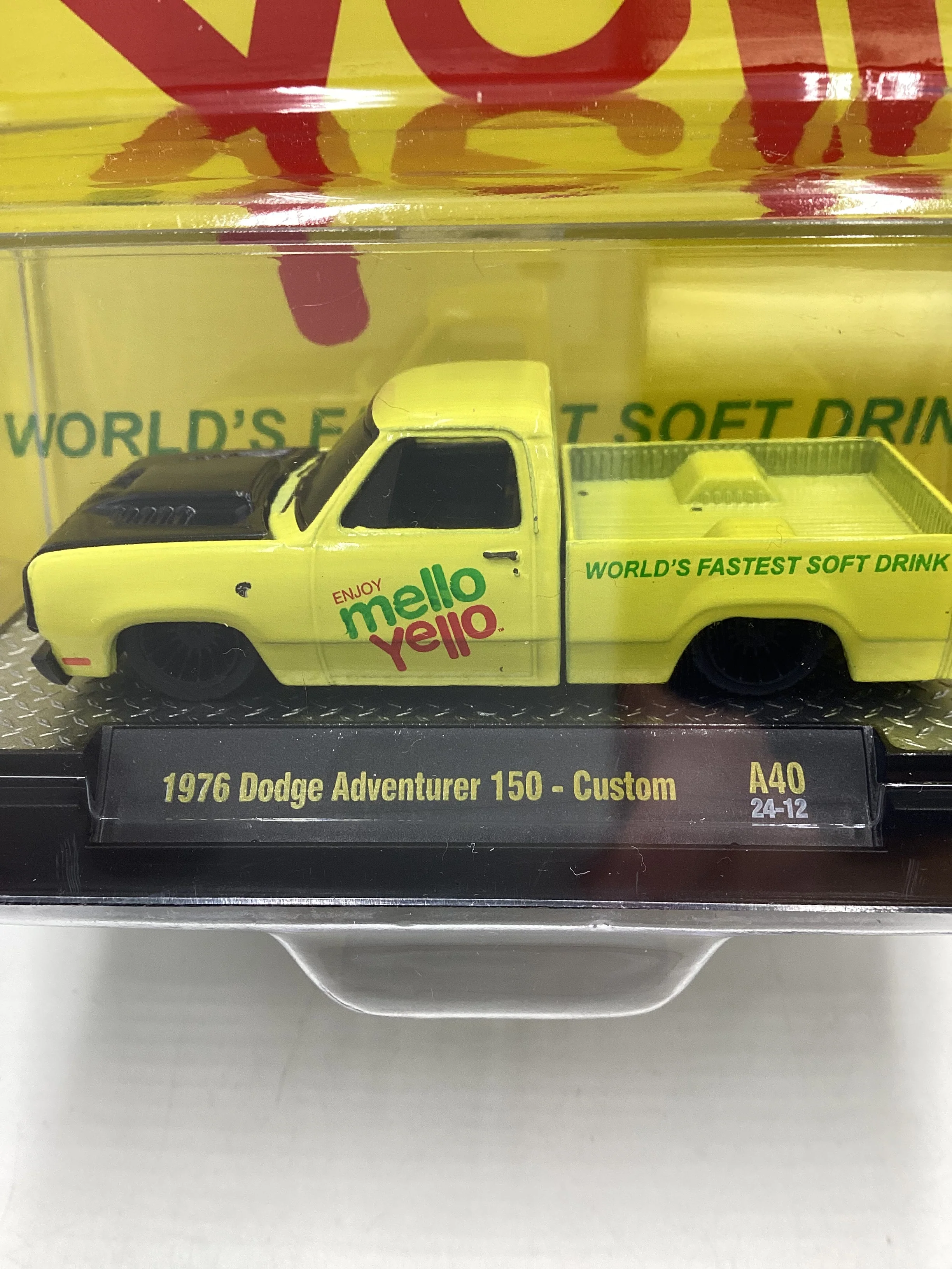 M2 Machines Mello Yellow 1976 Dodge Adventurer 150 Custom A40 197A - Image 2
