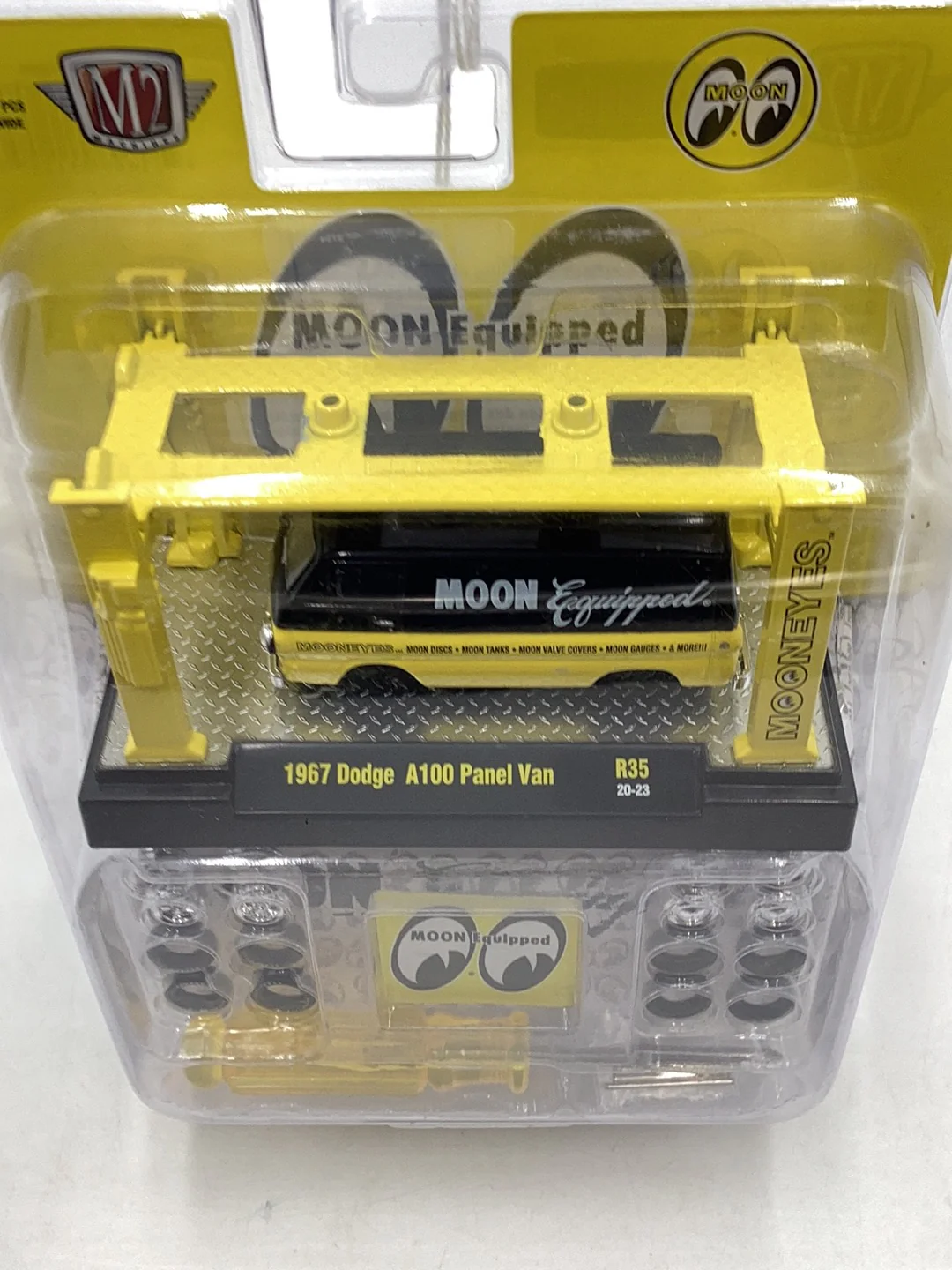 M2 Machines Model Kits Mooneyes 1967 Dodge A100 Panel Van R35 - Image 6