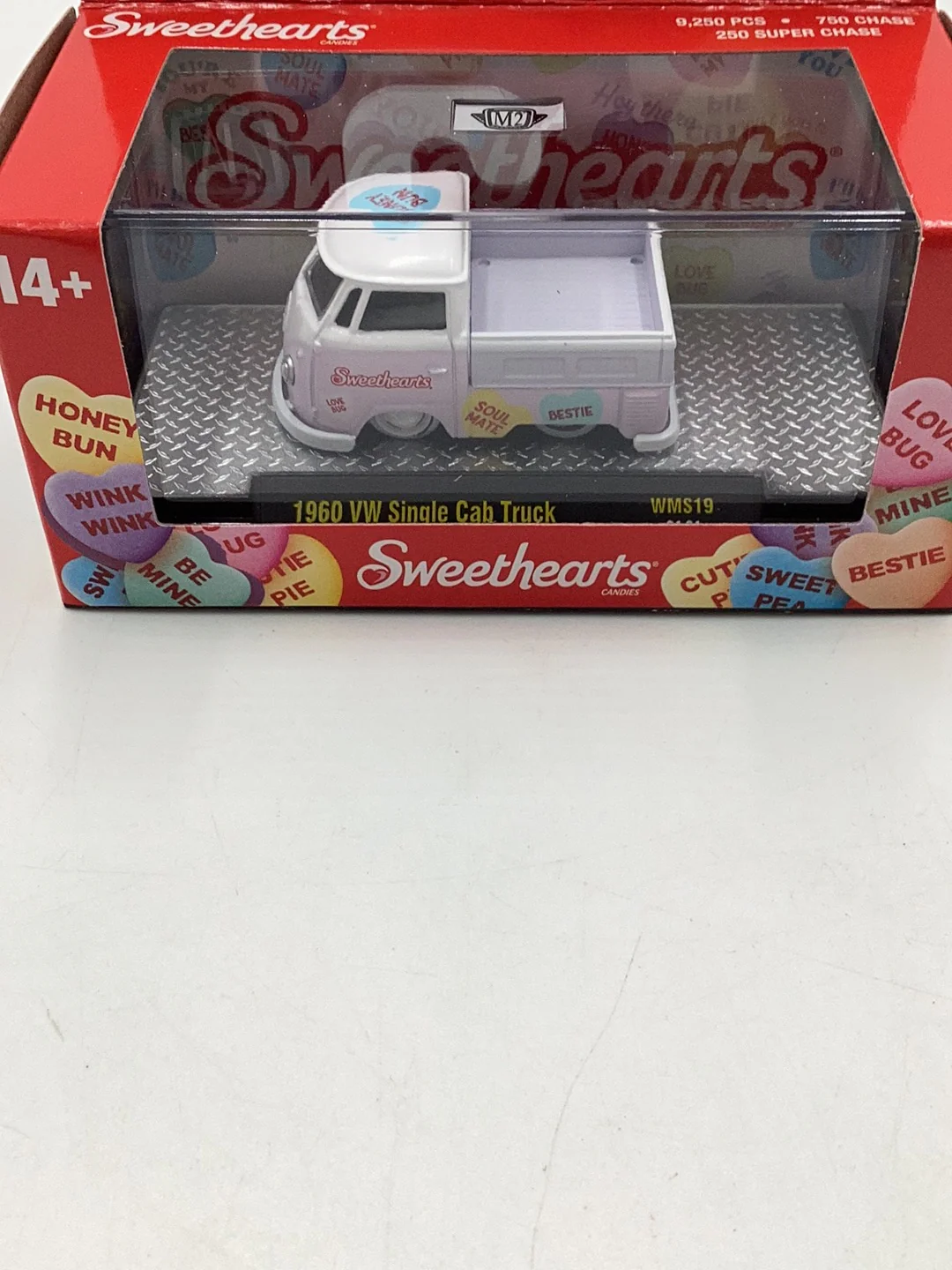 M2 machines Sweethearts 1960 VW Single Cab Truck WMTS19 - Image 2