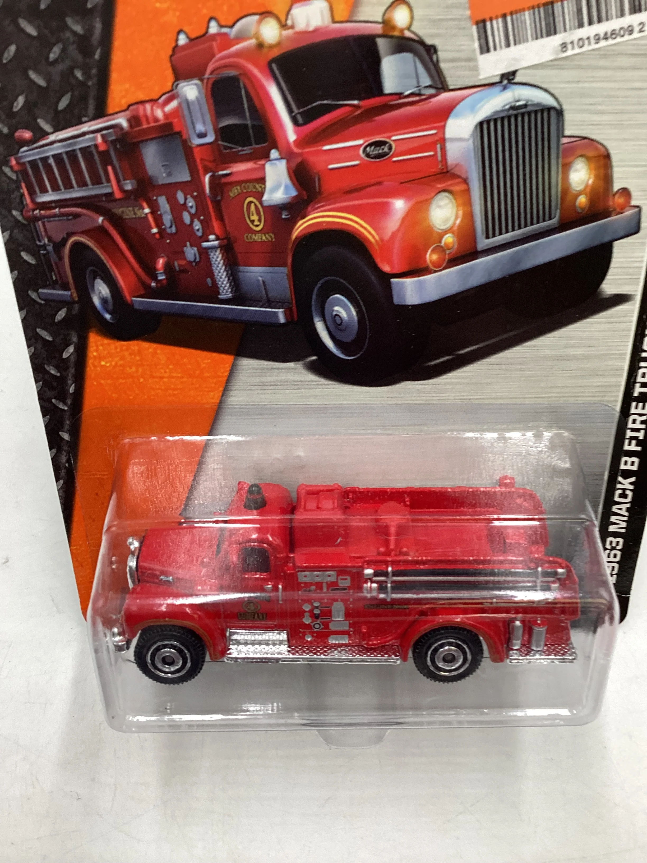 Matchbox #100 1963 Mack B Fire Truck 206C - Image 6