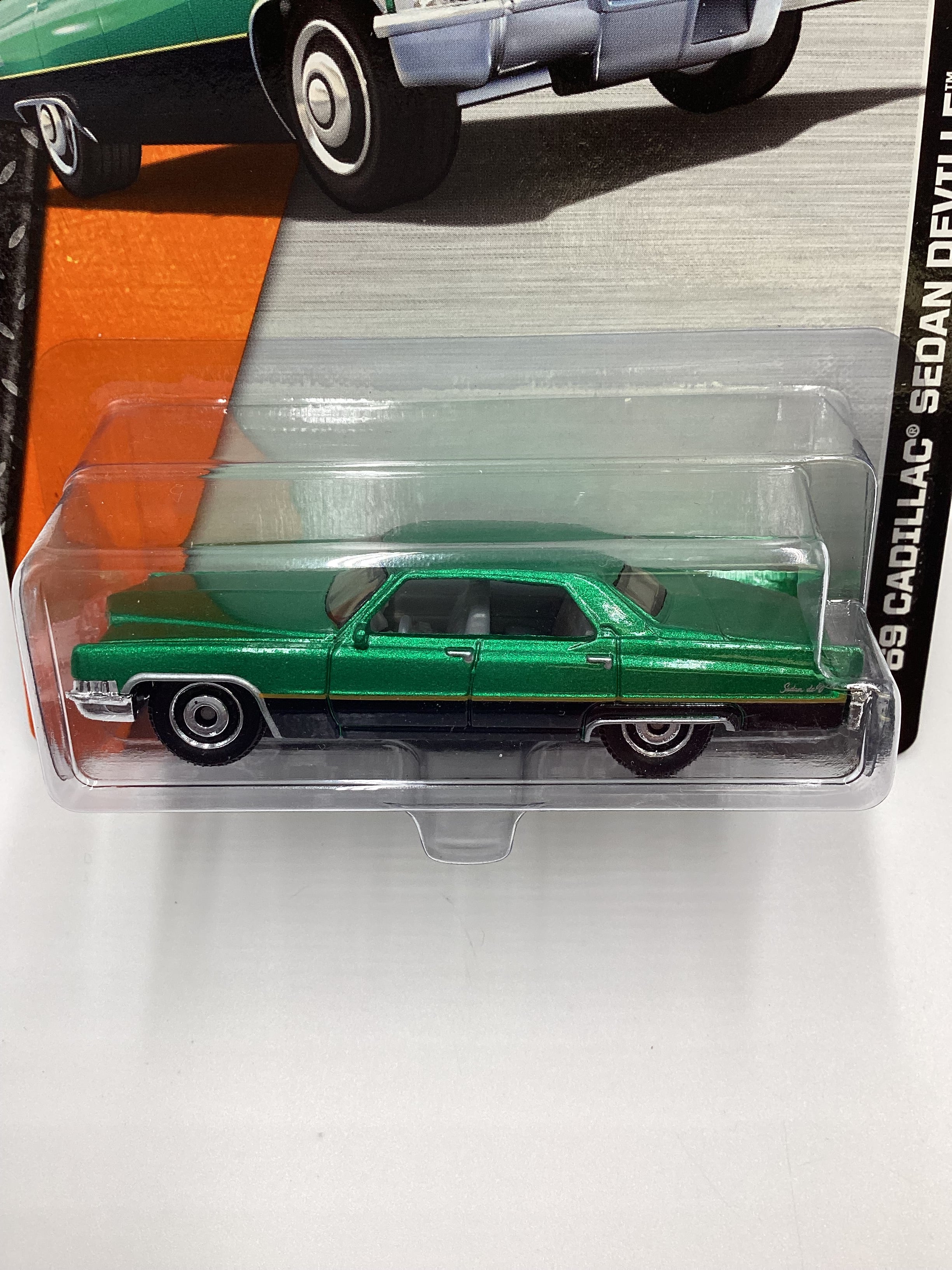 Matchbox #12 69 Cadillac Sedan Deville Green 206D - Image 3