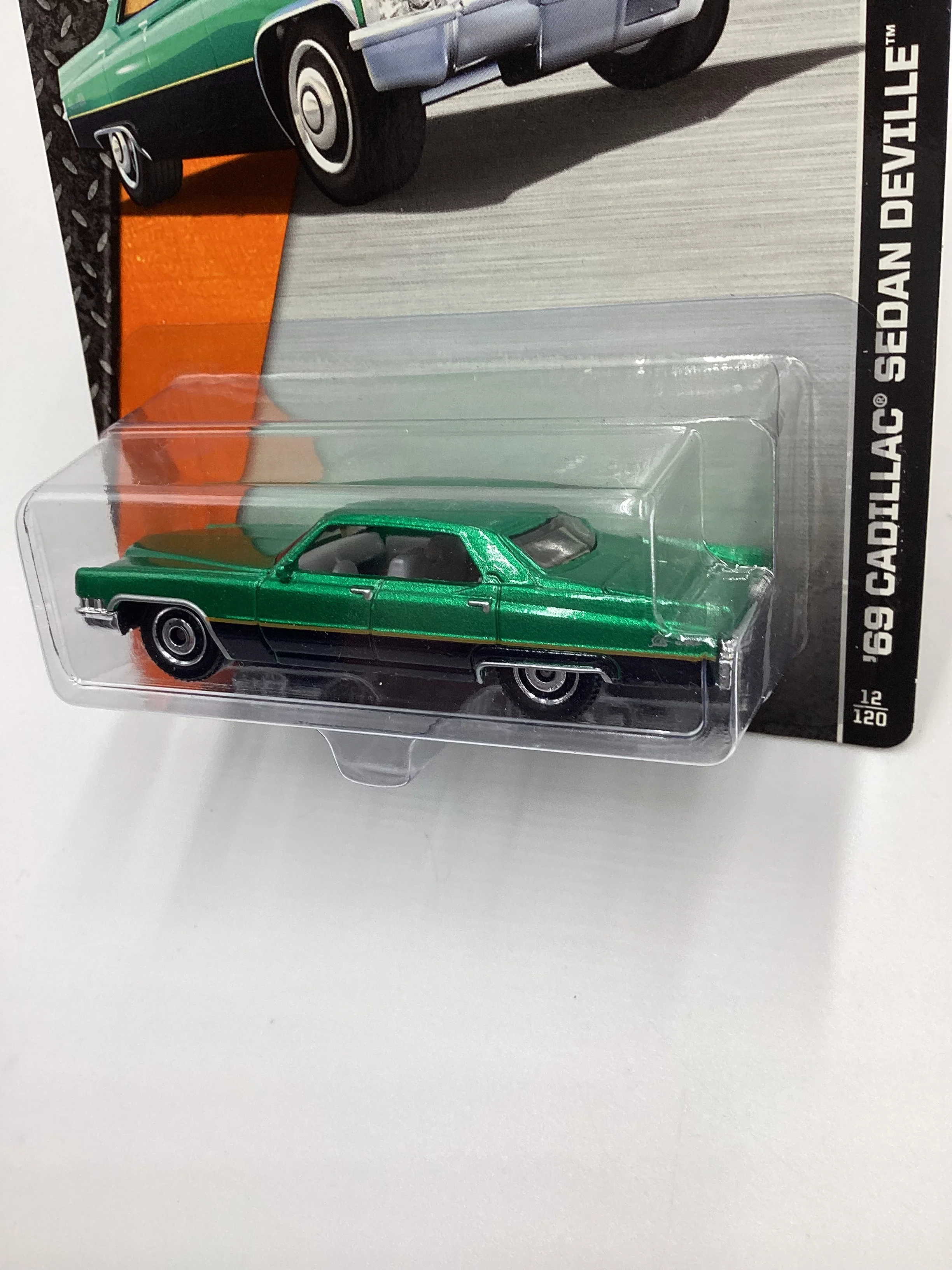 Matchbox #12 69 Cadillac Sedan Deville Green 206D - Image 4