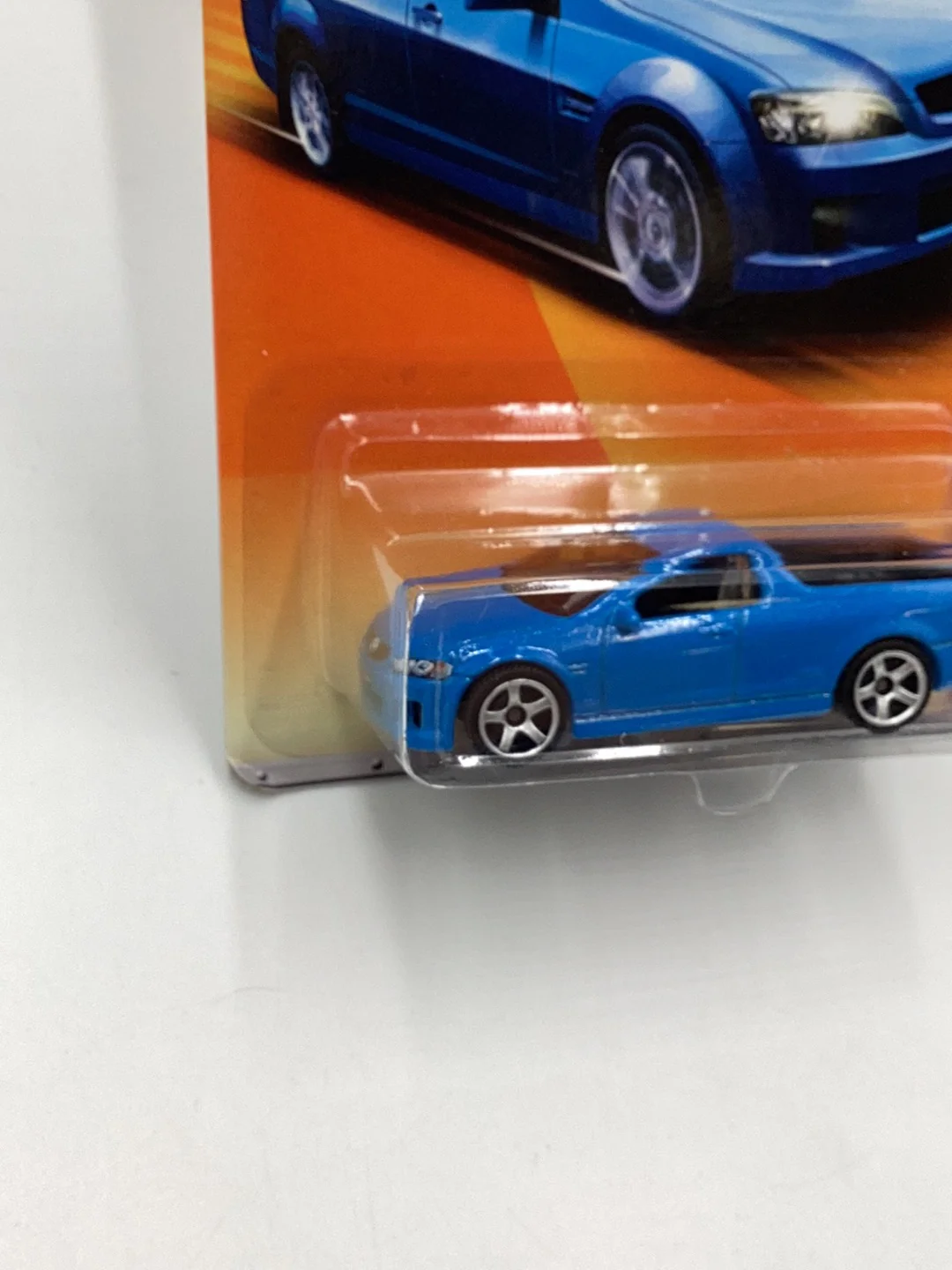 Matchbox #2 08 Holden VE UTE SSV blue 212A - Image 3