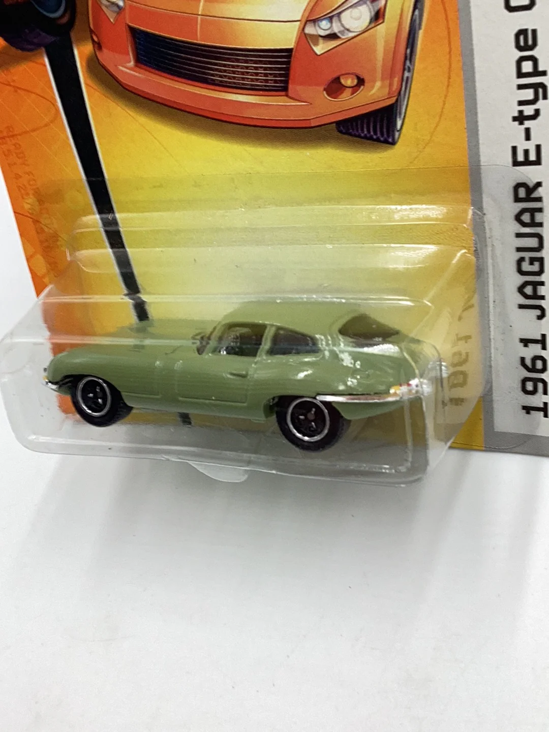 Matchbox 2007 #28 1961 Jaguar E -Type Coupe green 209C - Image 4