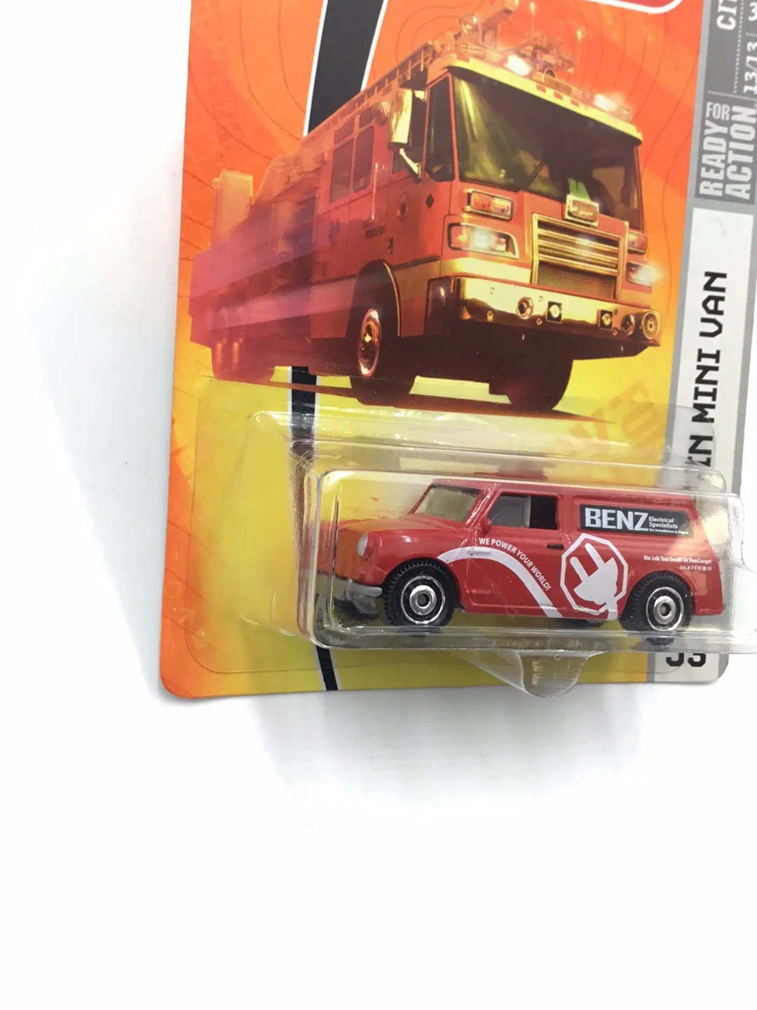 Matchbox 2008 #53 Austin mini van WW4 - Image 3