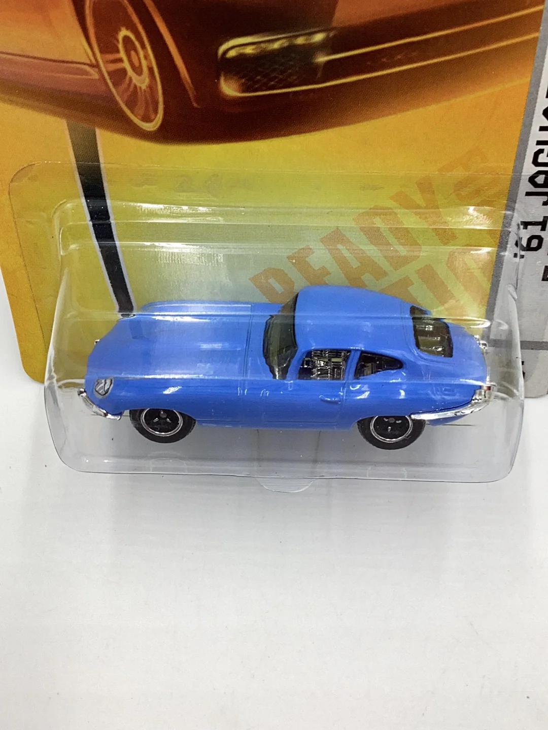 Matchbox 2008 #6 1961 Jaguar E -Type Coupe blue 209C - Image 5