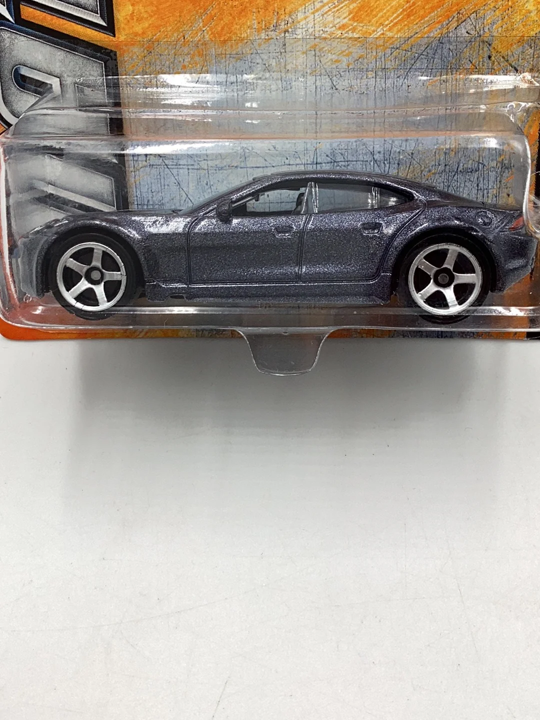 Matchbox 2013 #7 Fisker Karma EV 210B - Image 2