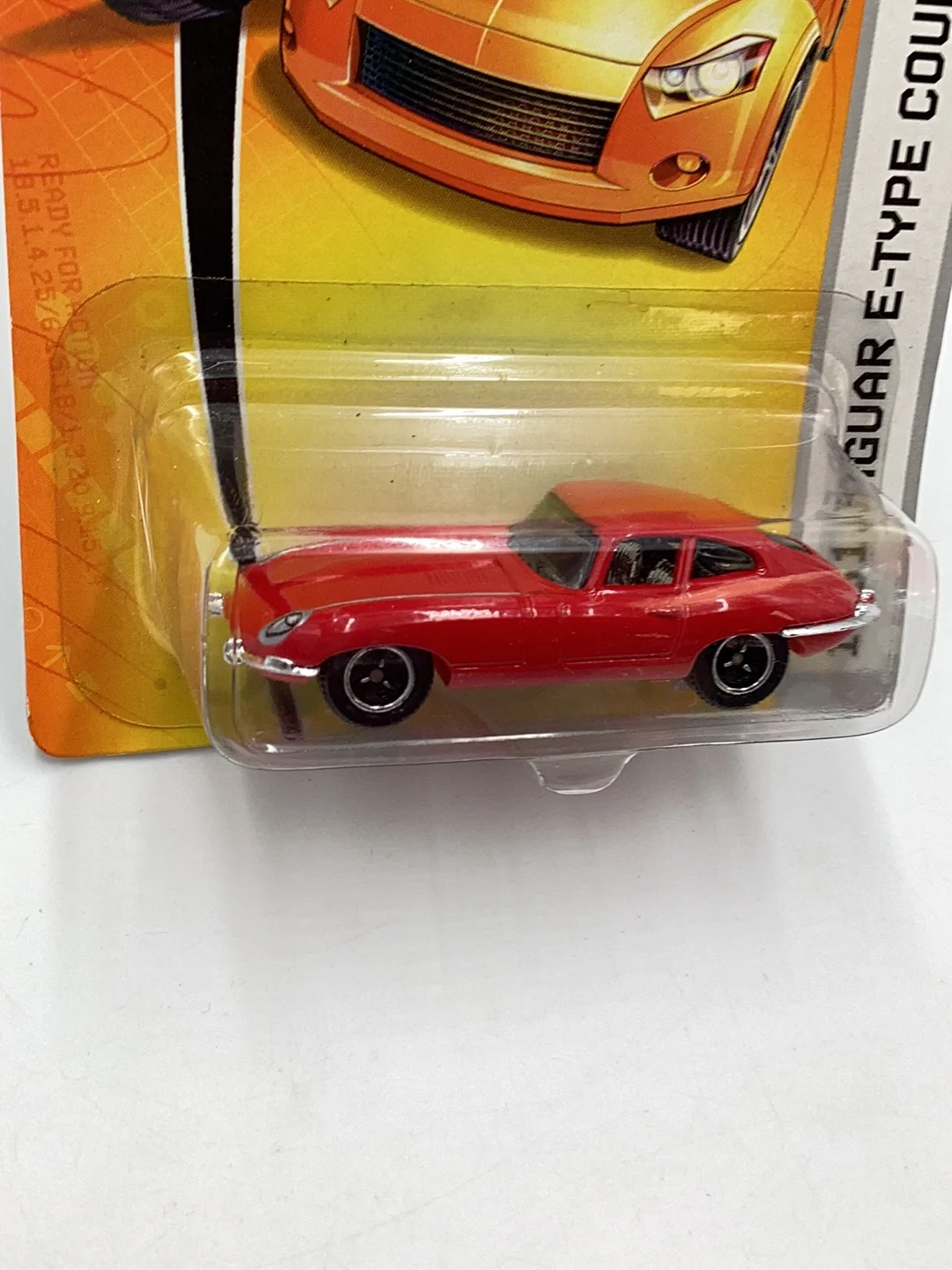 Matchbox 2007 #4 1961 Jaguar E -Type Coupe red 209C - Image 3