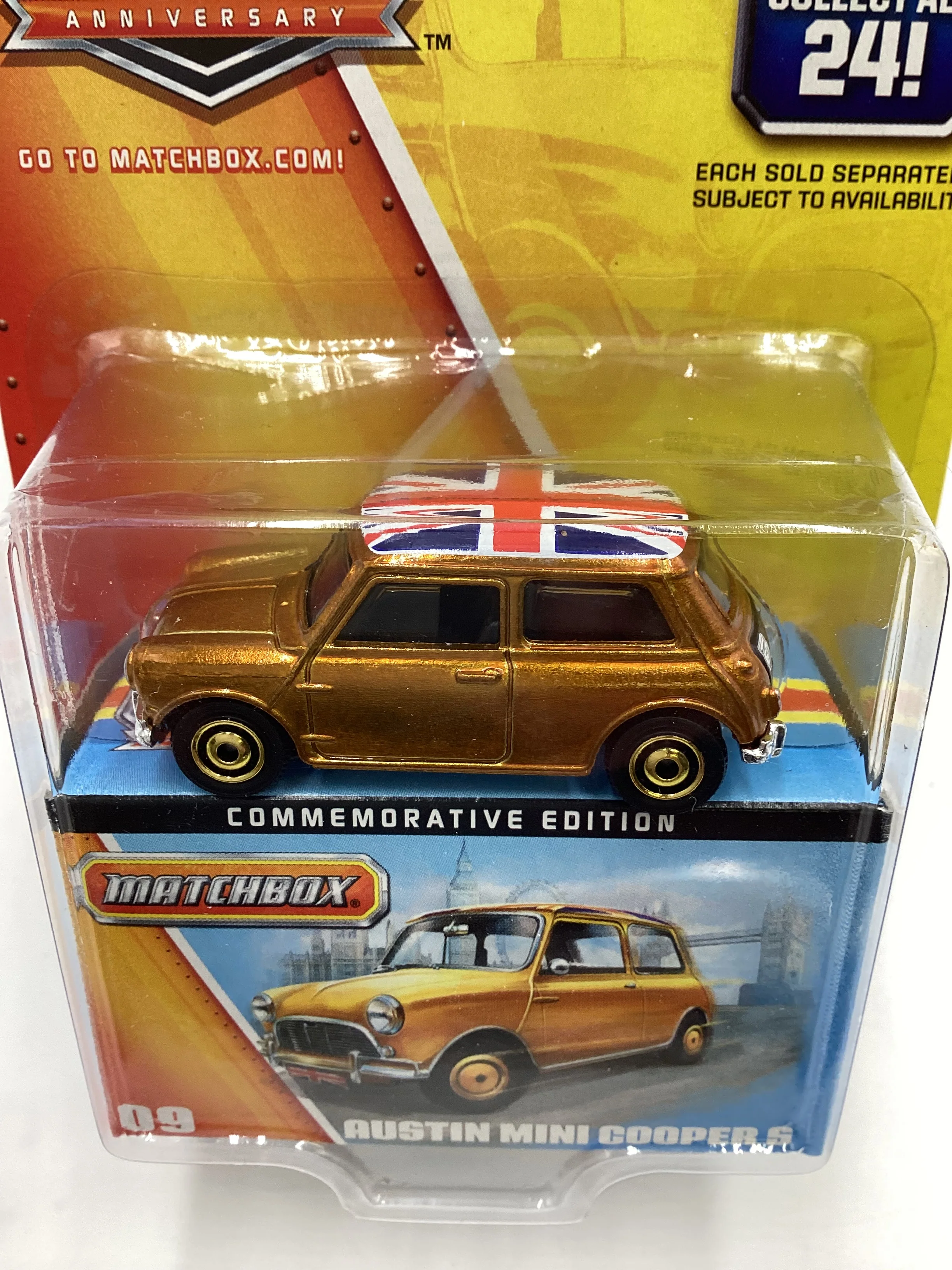 Matchbox 60th Anniversary #9 Austin Mini Cooper S Gold - Image 3
