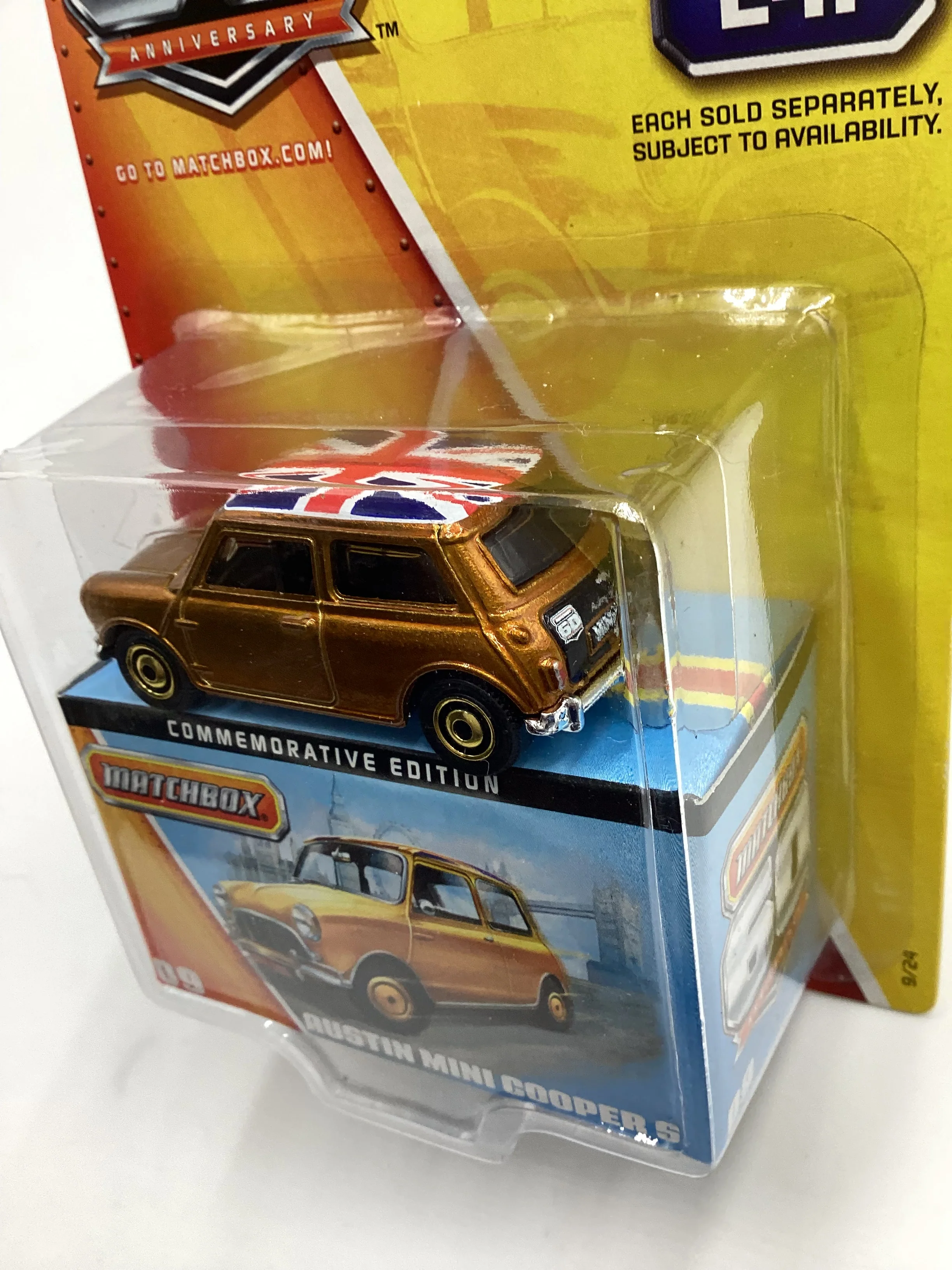 Matchbox 60th Anniversary #9 Austin Mini Cooper S Gold - Image 4