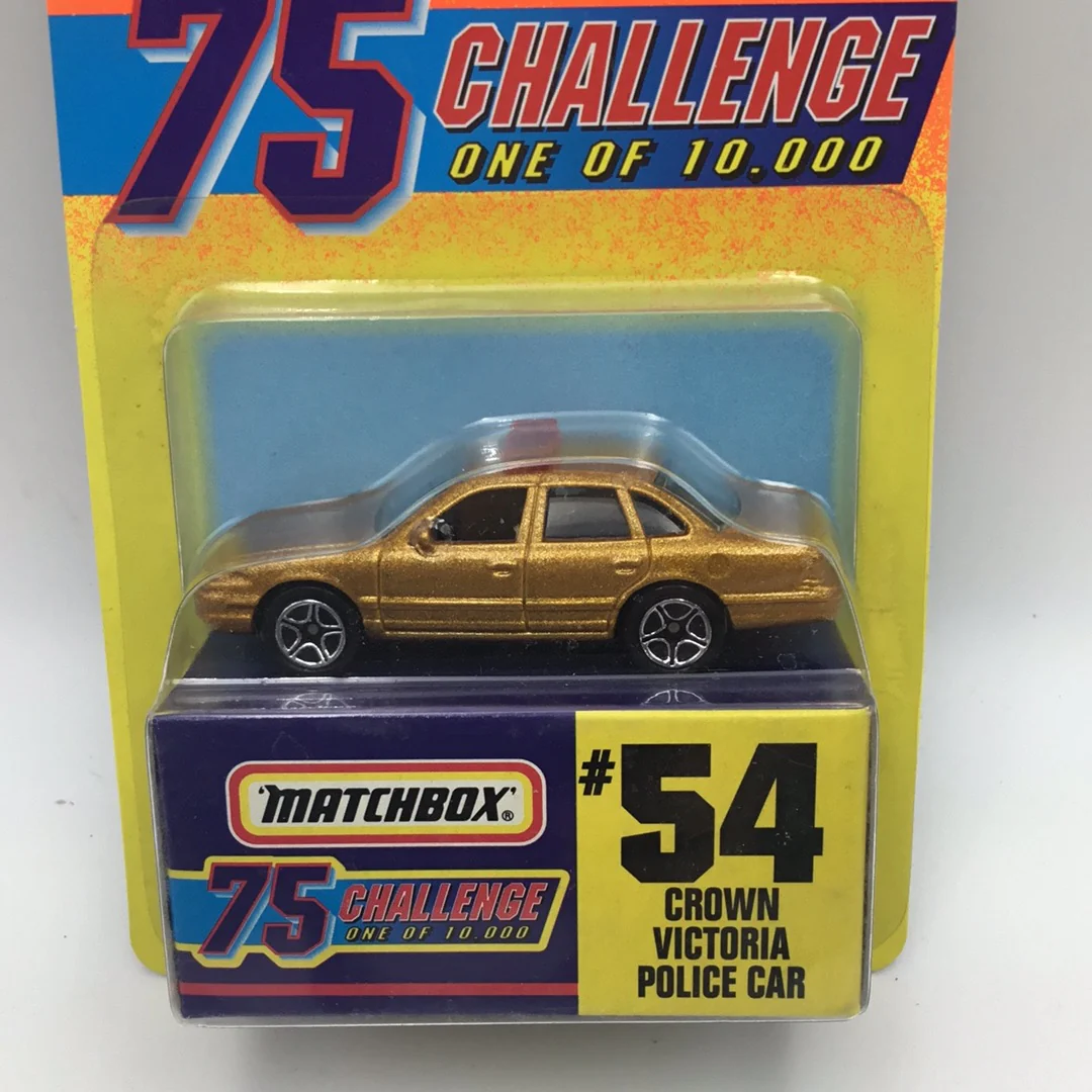 Matchbox 75 Challenge #54 Crown Victoria Police Car 5G8 - Image 2