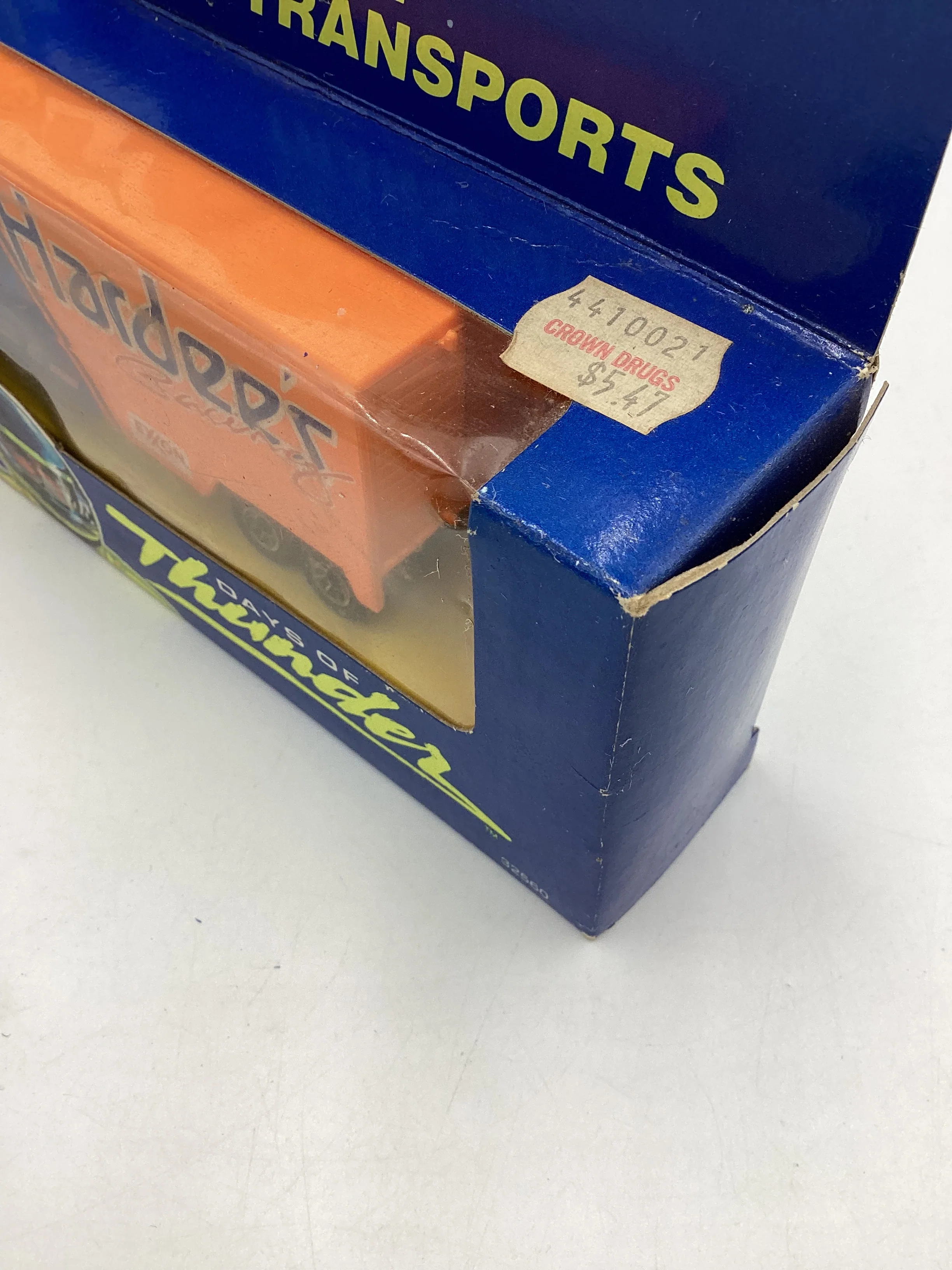 Matchbox Days of Thunder #32560 Team Transports Hardees SR - Image 9