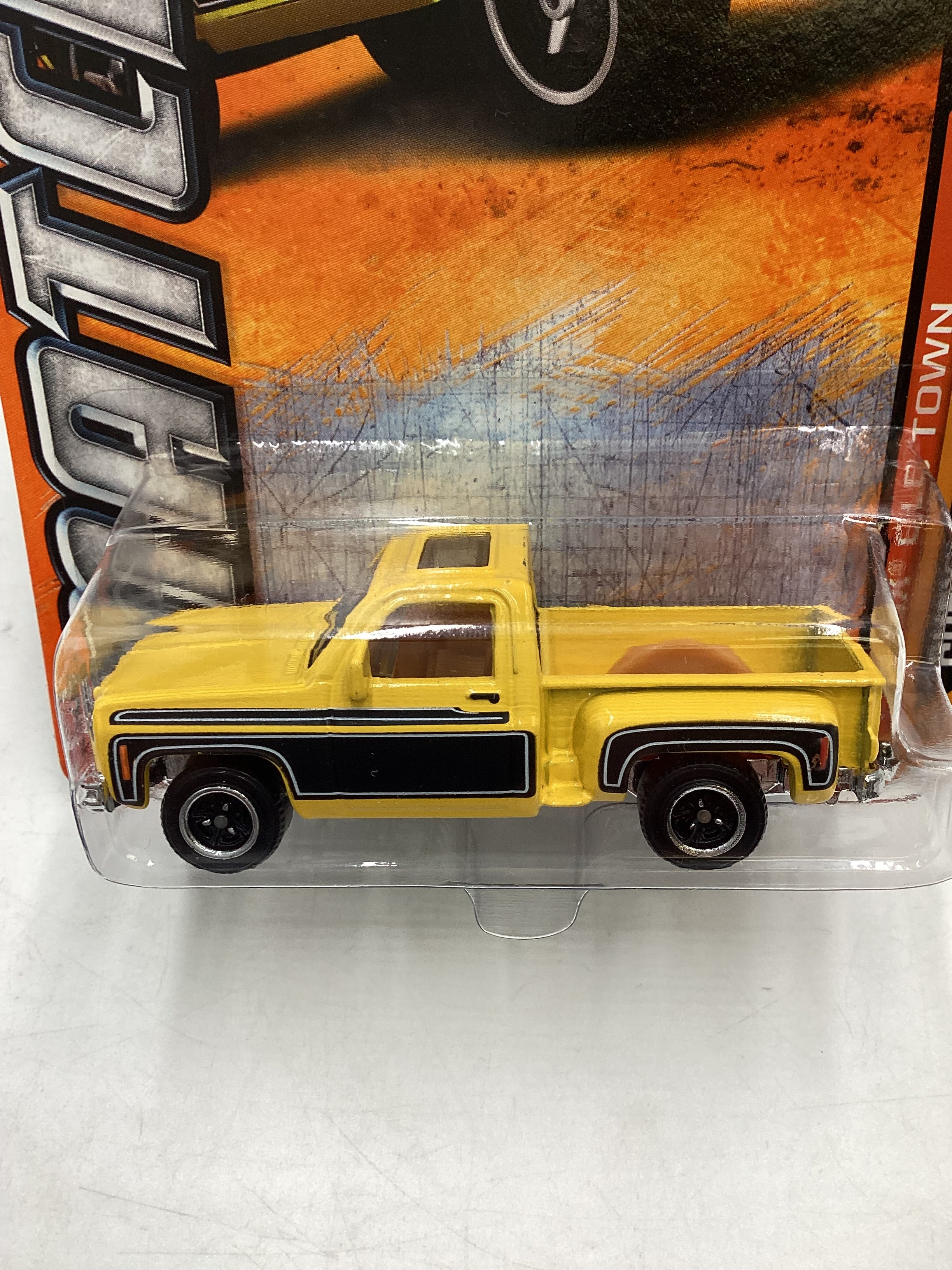 Matchbox MBX Old Town #6 Chevy Stepside Yellow - Image 3