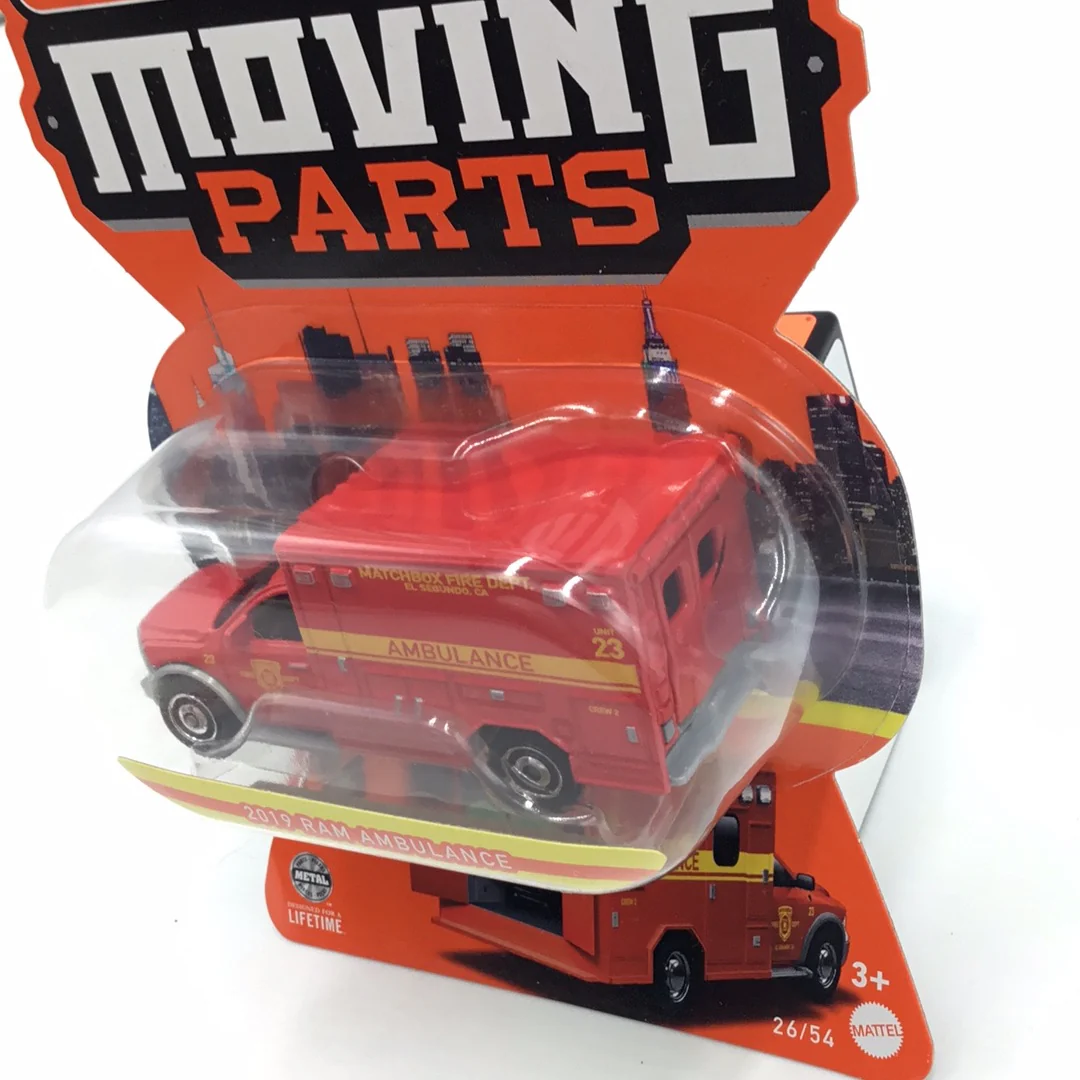 Matchbox Moving Parts 2019 Ram Ambulance - Image 4