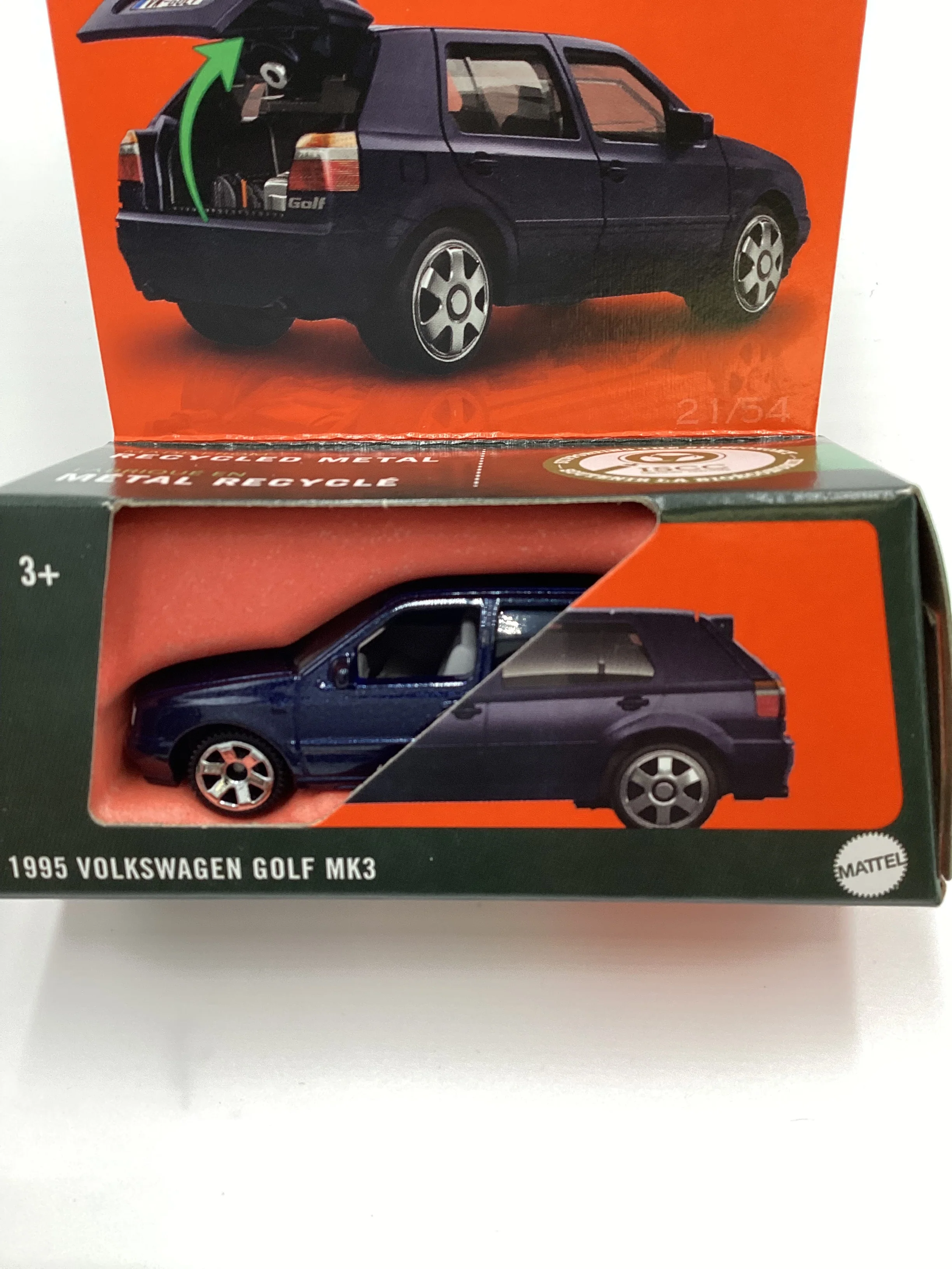 2024 Matchbox Moving Parts #21 1995 Volkswagen Golf MK3 Dark Blue 167M - Image 2