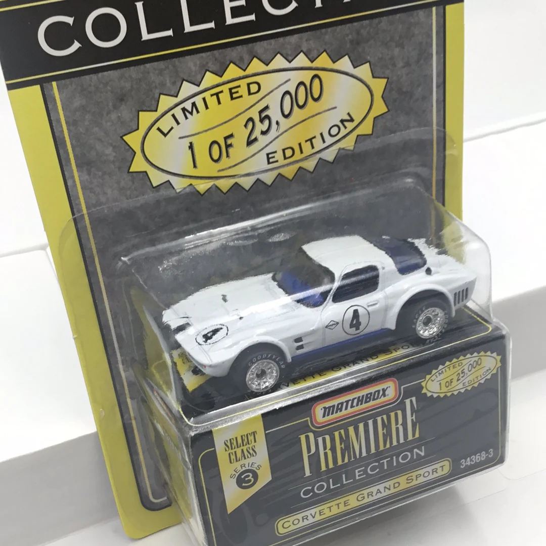 Matchbox Premiere series 3 Corvette Grand Sport white 5A5 - Image 3