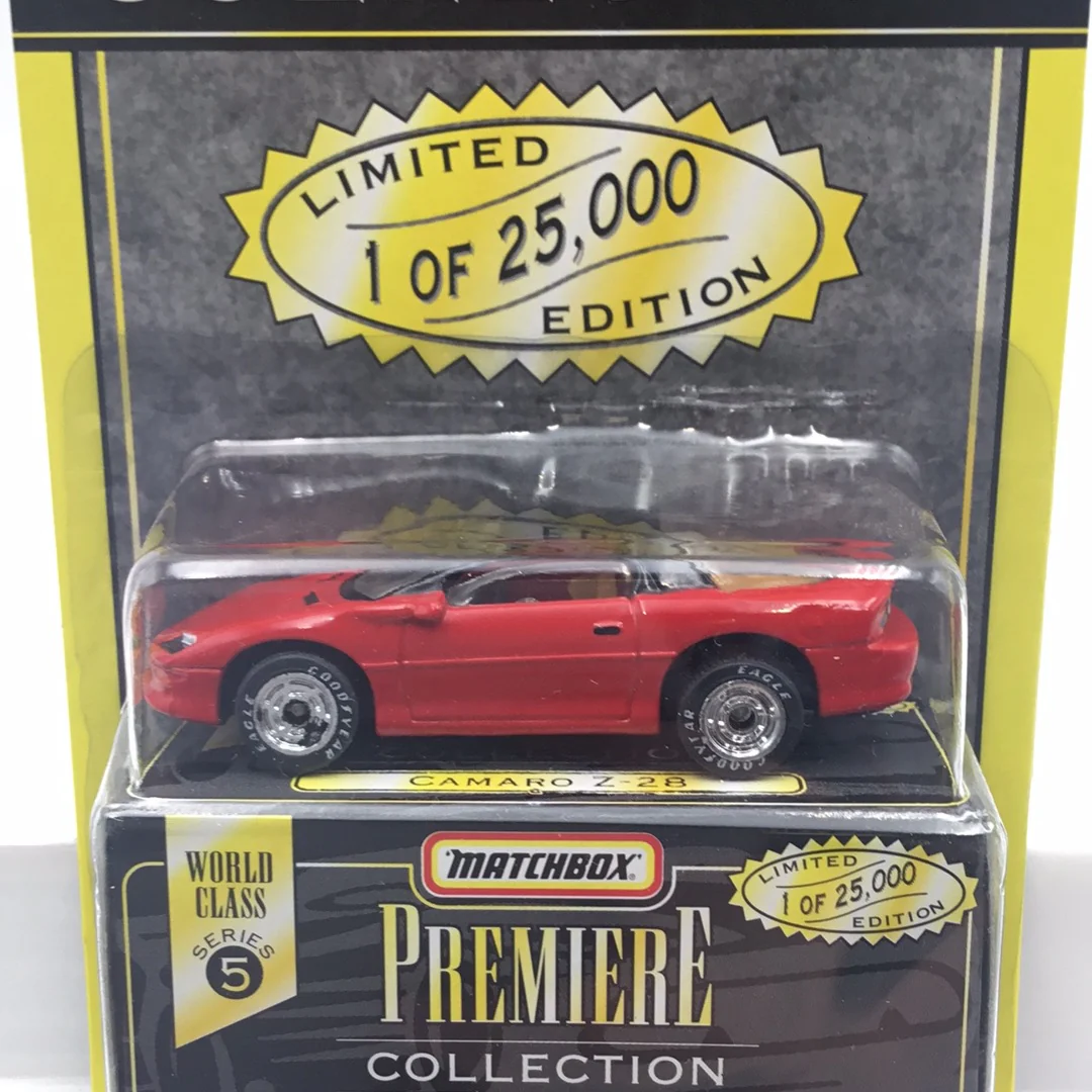 Matchbox Premiere series 5 Camaro Z-28 red 5C2 - Image 2