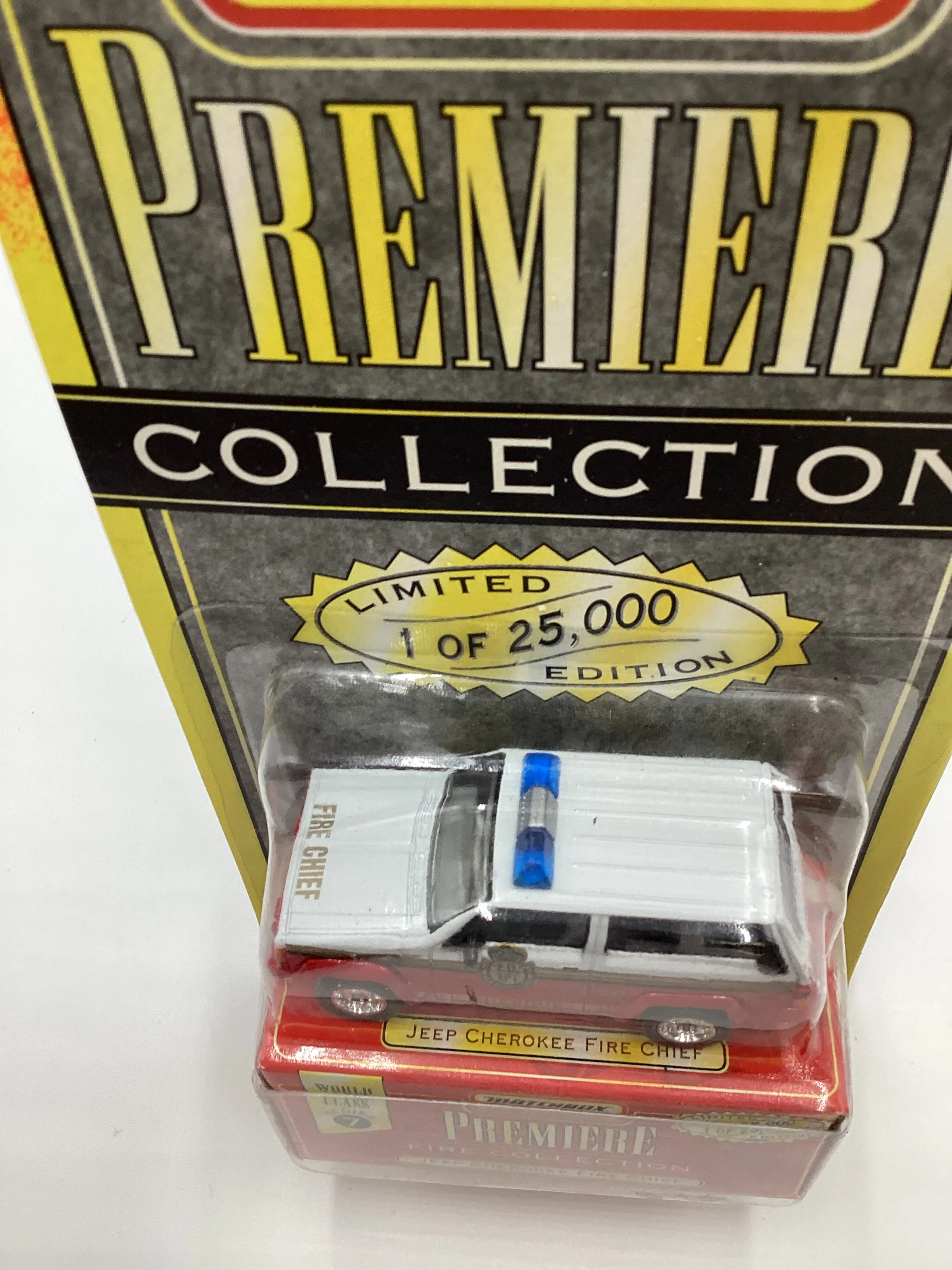 Matchbox Premiere World Class Series 7 Jeep Cherokee Fire Chief Red 208H - Image 5