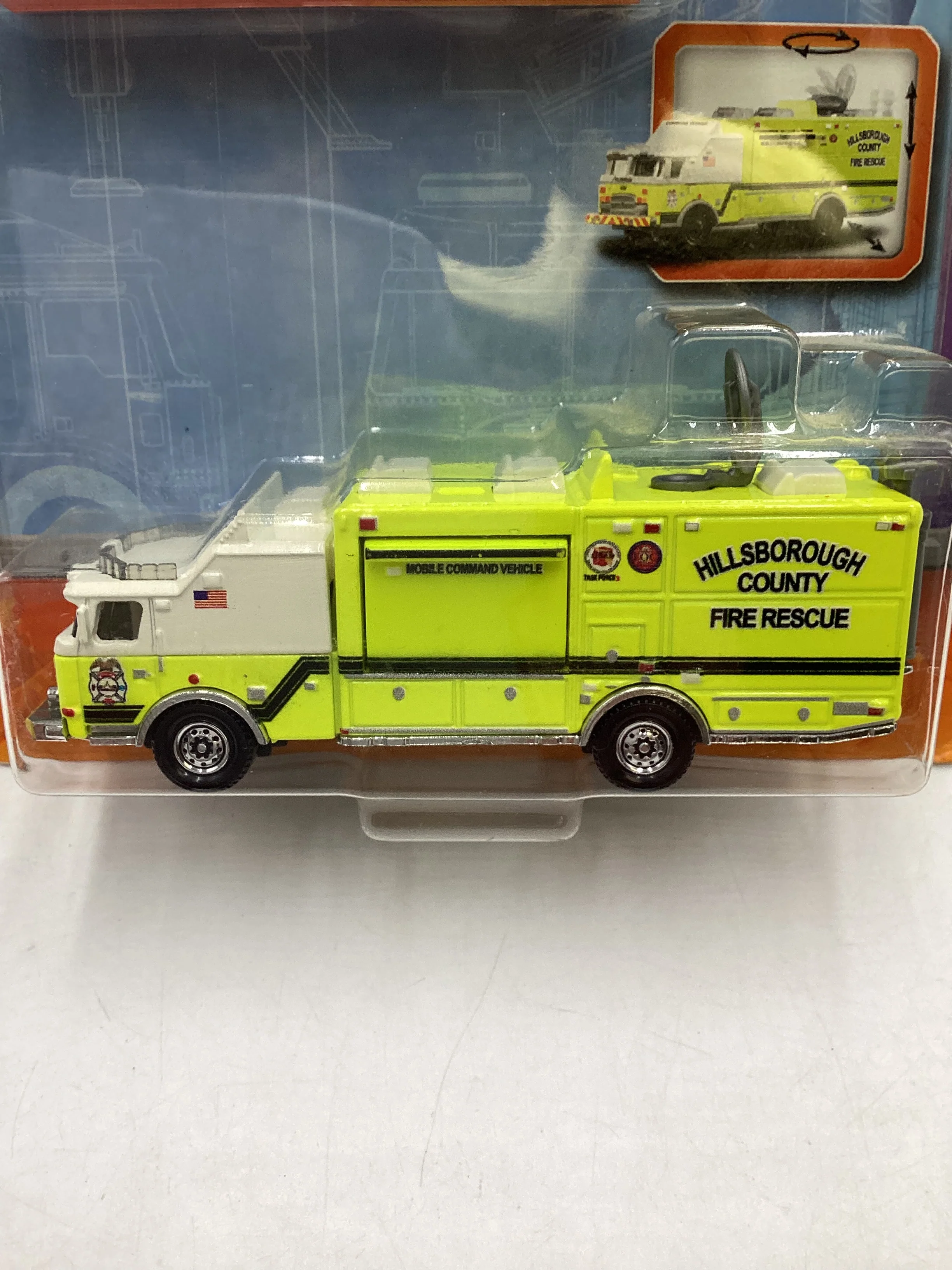 Matchbox Real Working Parts E-One Mobile Command - Image 3