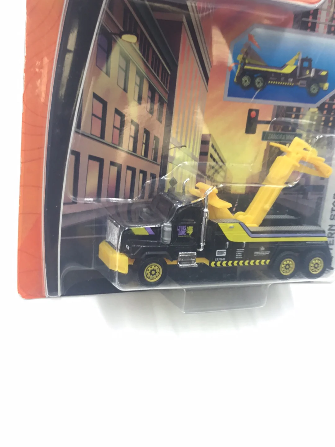 Matchbox Real Working Rigs Western Star 6900XD Wrecker - Image 3
