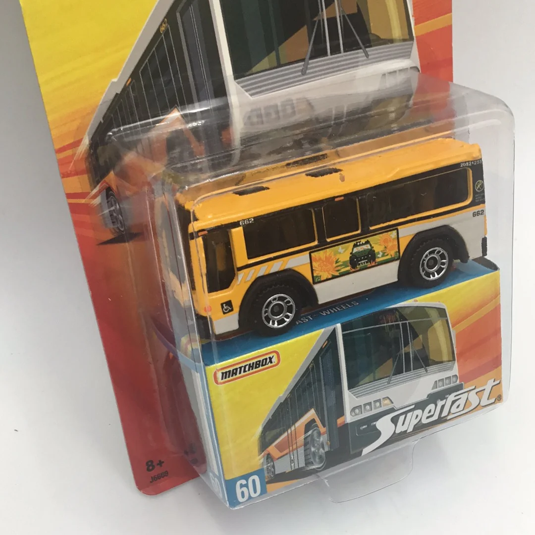 Matchbox Superfast #60 City Bus  yellow Limited to 15,500 174E - Image 2