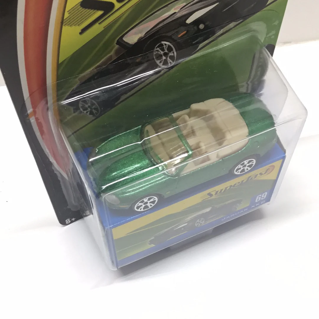 Matchbox Superfast #69 Jaguar XK8 green limited to 15,000 (S8) - Image 3