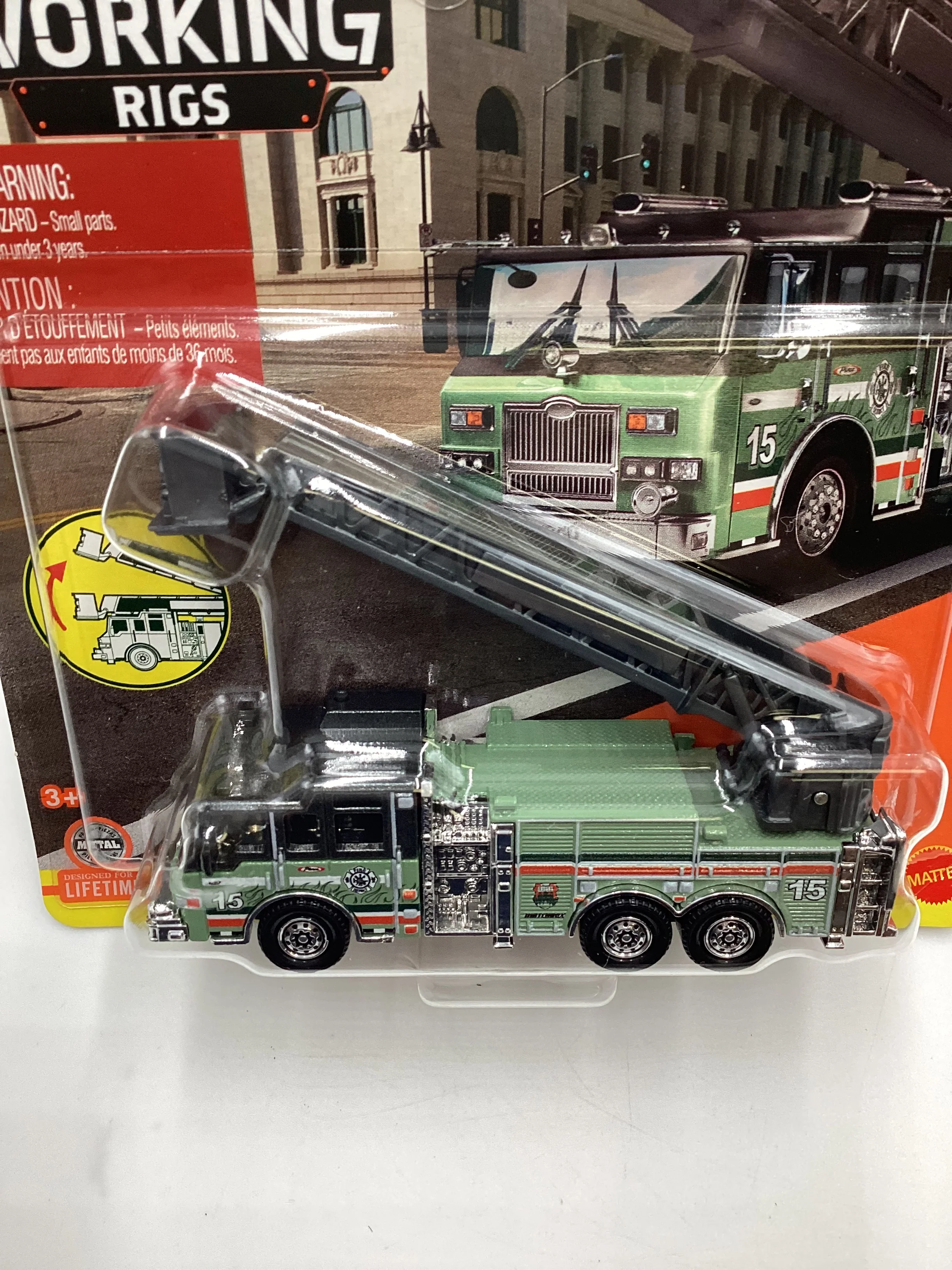 Matchbox Working Rigs #5 Pierce Velocity Aerial Platform Fire Truck Forest 168C - Image 6