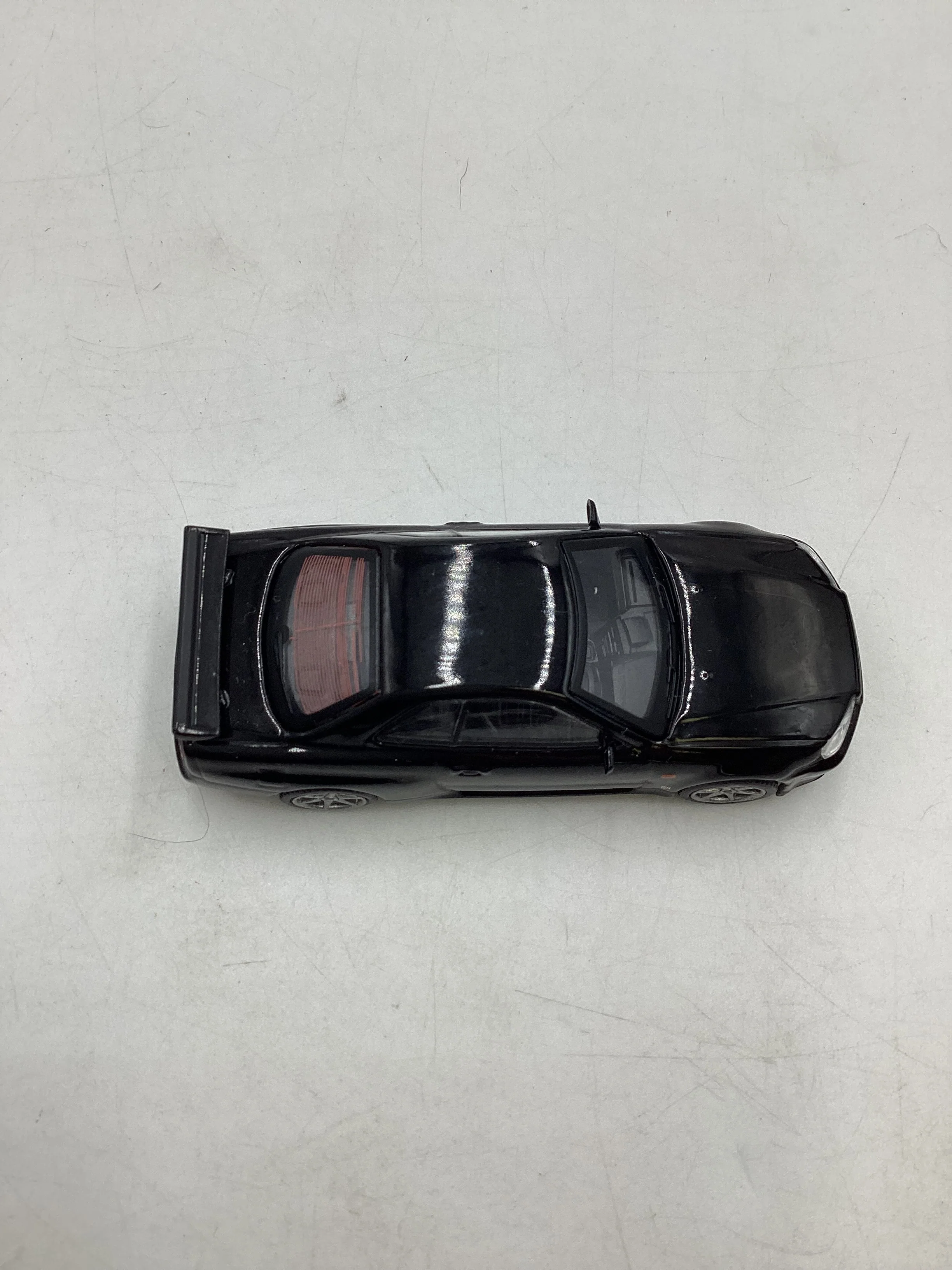 Mini GT #570 Nissan Skyline GT-R Black Pearl - Image 3