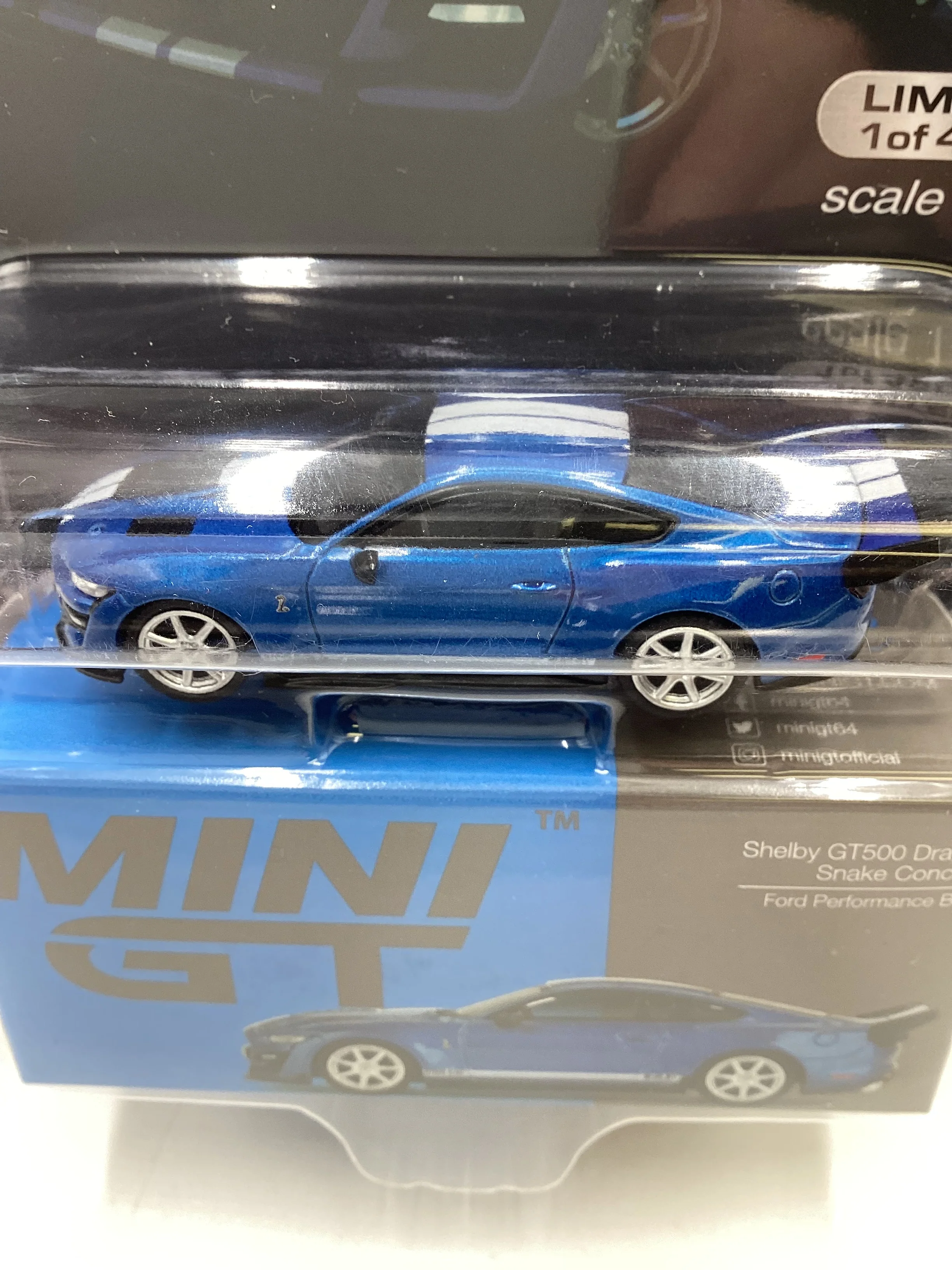 Mini GT Mijo Exclusives #568 Shelby GT500 Dragon Snake Concept Blue - Image 3