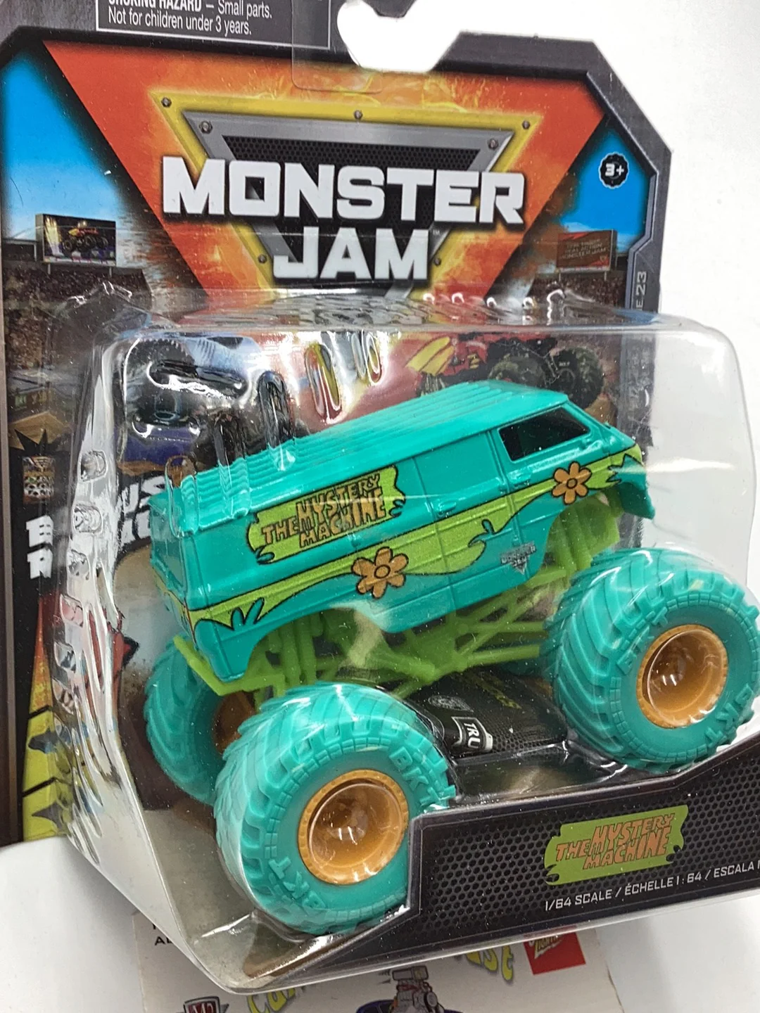Monster Jam series 23 The Mystery Machine 124E - Image 3