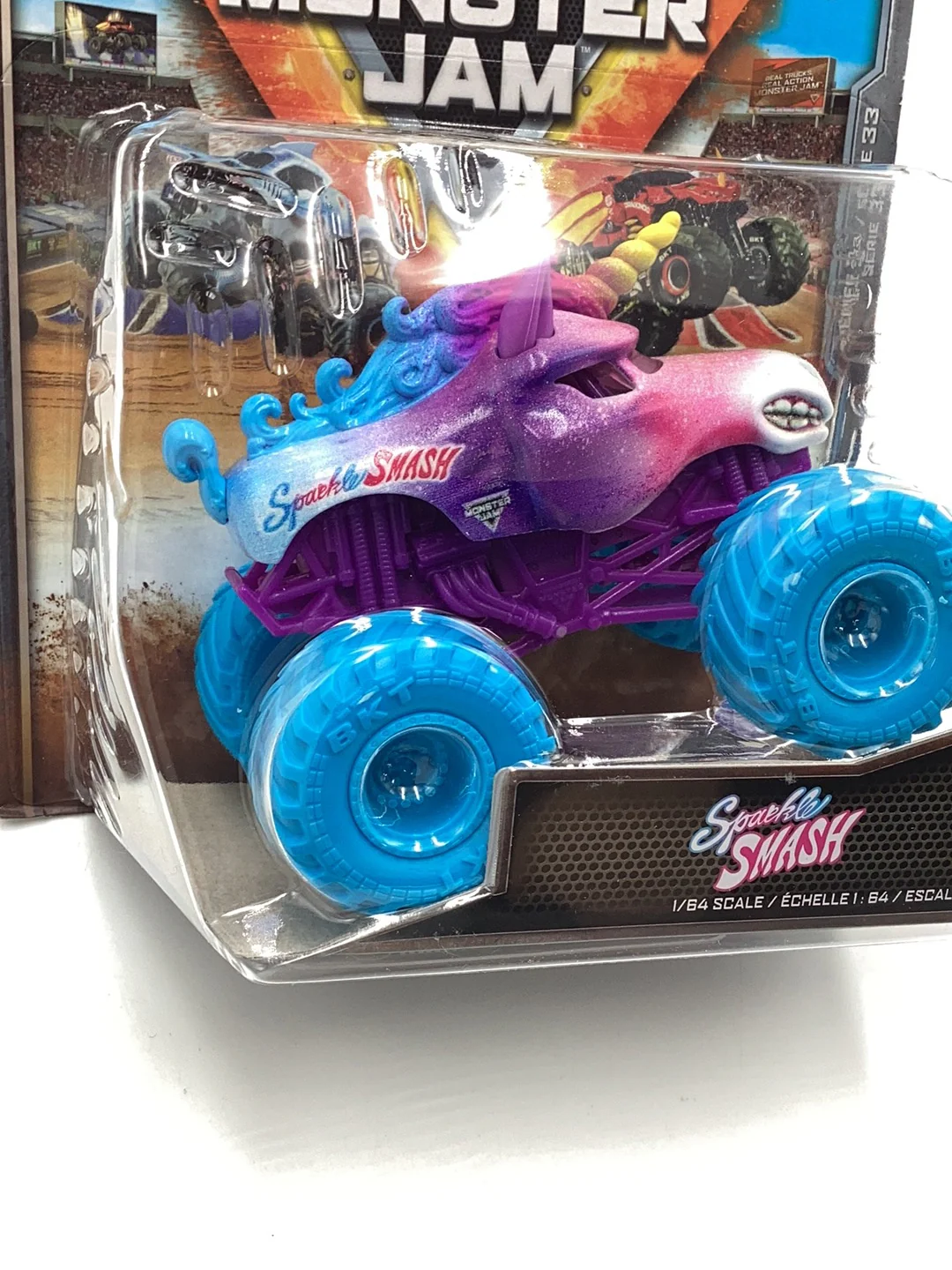 Monster Jam series 33 Sparkle Smash 133G - Image 3