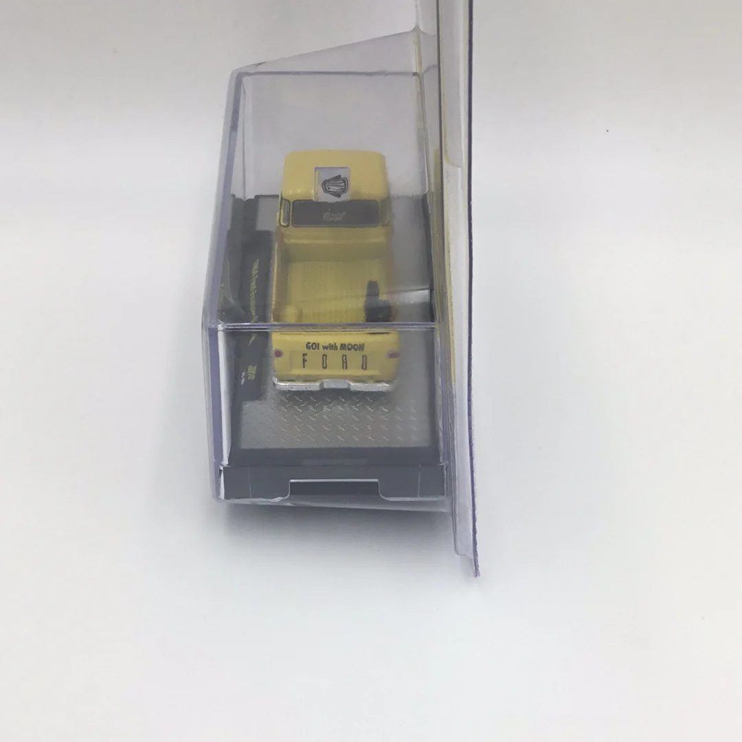 M2 MACHINES HOBBY EXCLUSIVE 1964 FORD ECONOLINE TRUCK Mooneyes HS14 194A - Image 3
