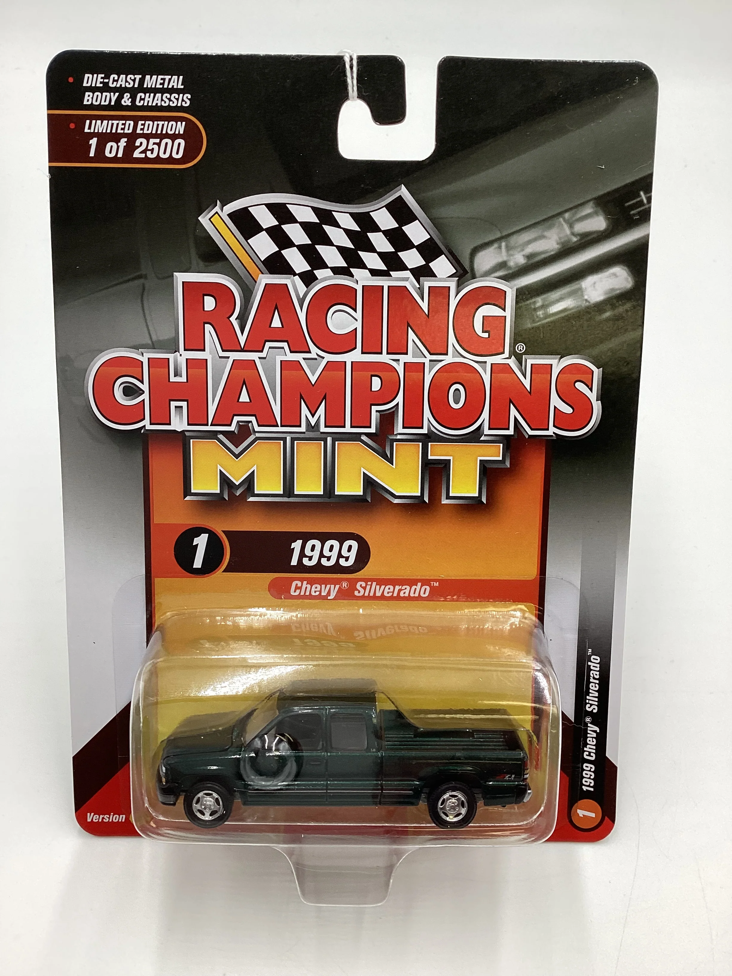 Racing Champions Mint #1 Release 1 Version A 1999 Chevy Silverado Green - Image 2