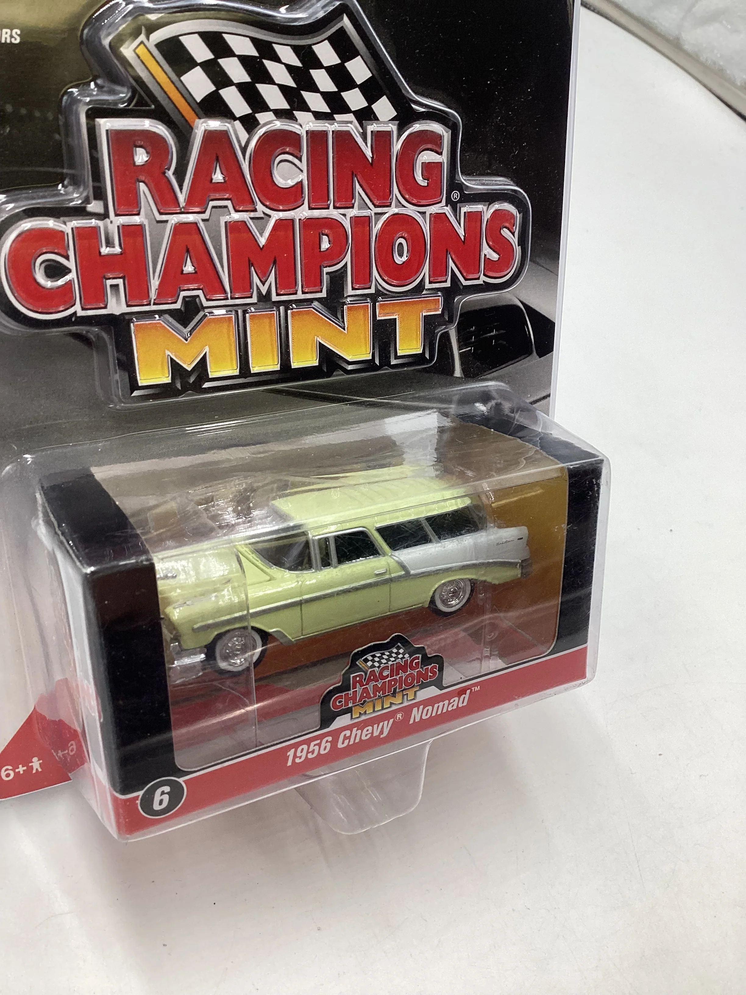 Racing Champions Mint 1956 Chevy Nomad 184i - Image 5