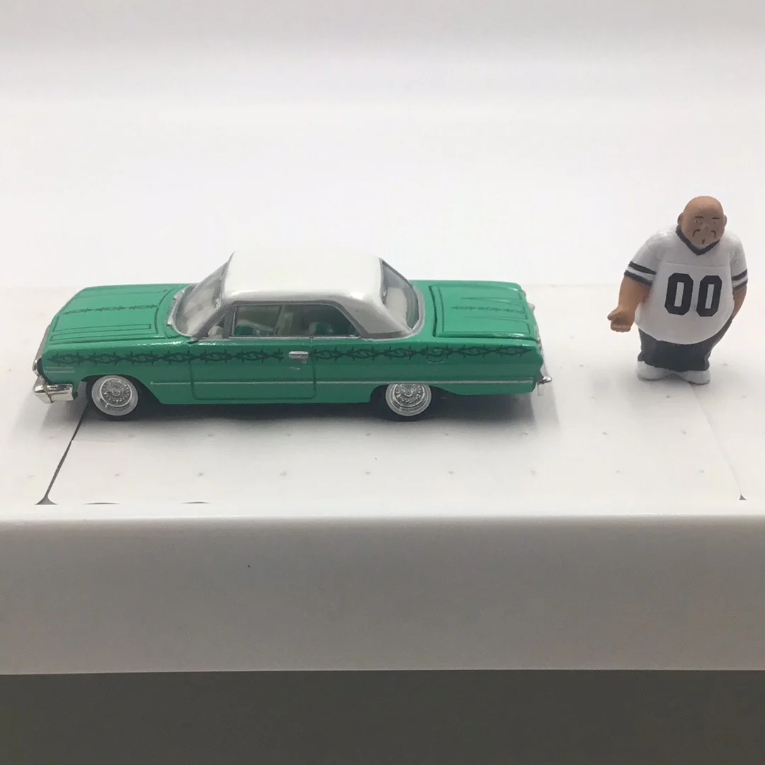 Revell Lowriders 1963 Chevy Impala #15 with adjustable suspension (Loose)