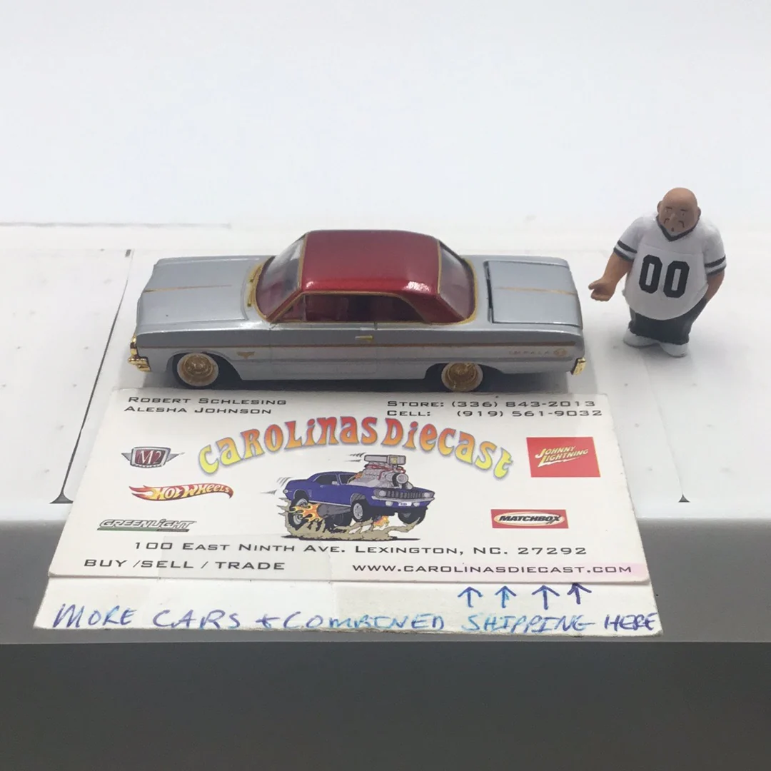 Revell Lowriders 1964 Chevy Impala with adjustable suspension (Loose) - Image 2