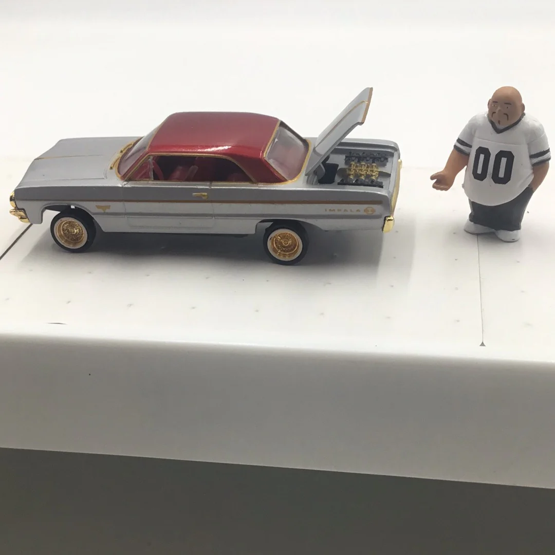 Revell Lowriders 1964 Chevy Impala with adjustable suspension (Loose) - Image 3