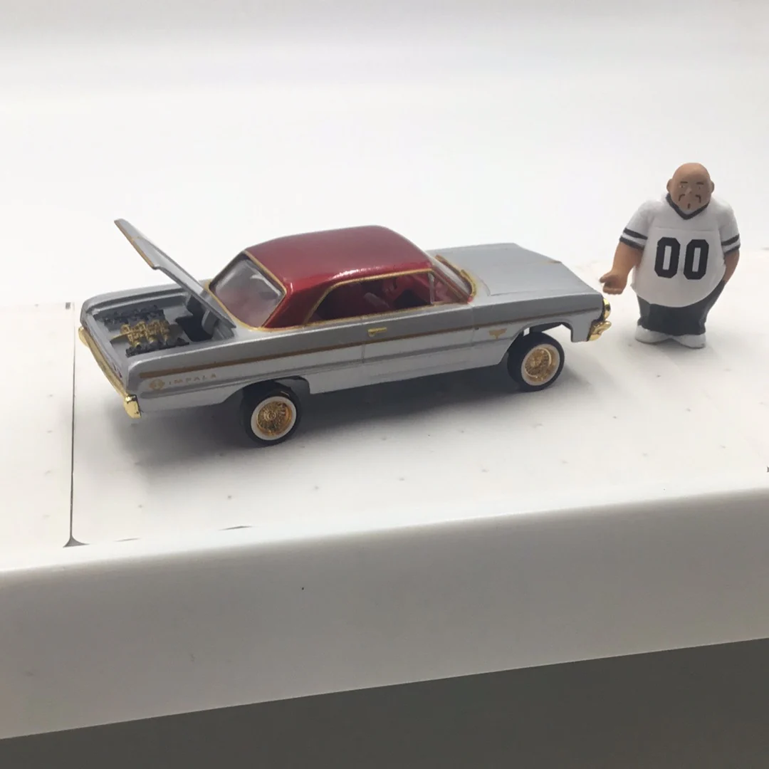Revell Lowriders 1964 Chevy Impala with adjustable suspension (Loose) - Image 4