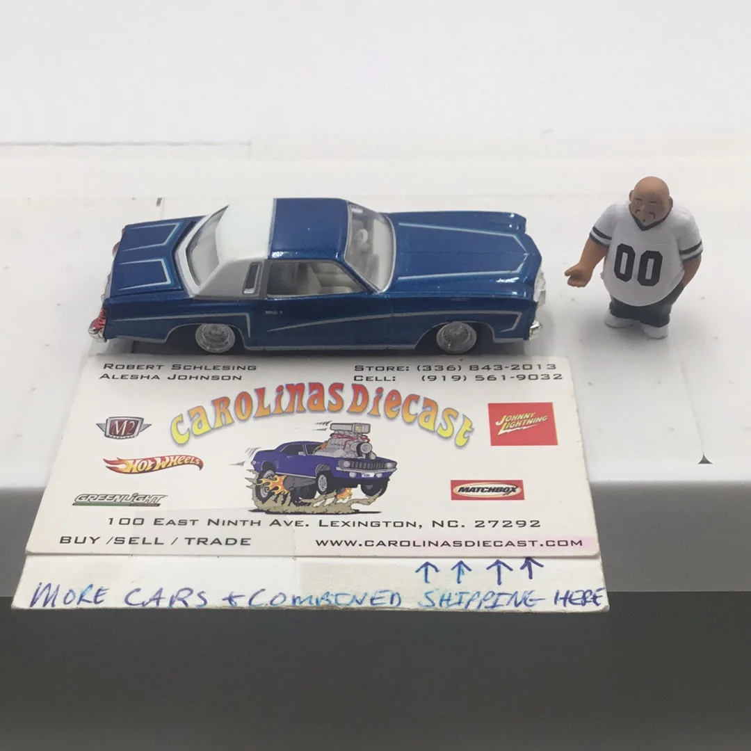 Revell Lowriders 1977 Monte Carlo #11 with adjustable suspension (Loose) - Image 2