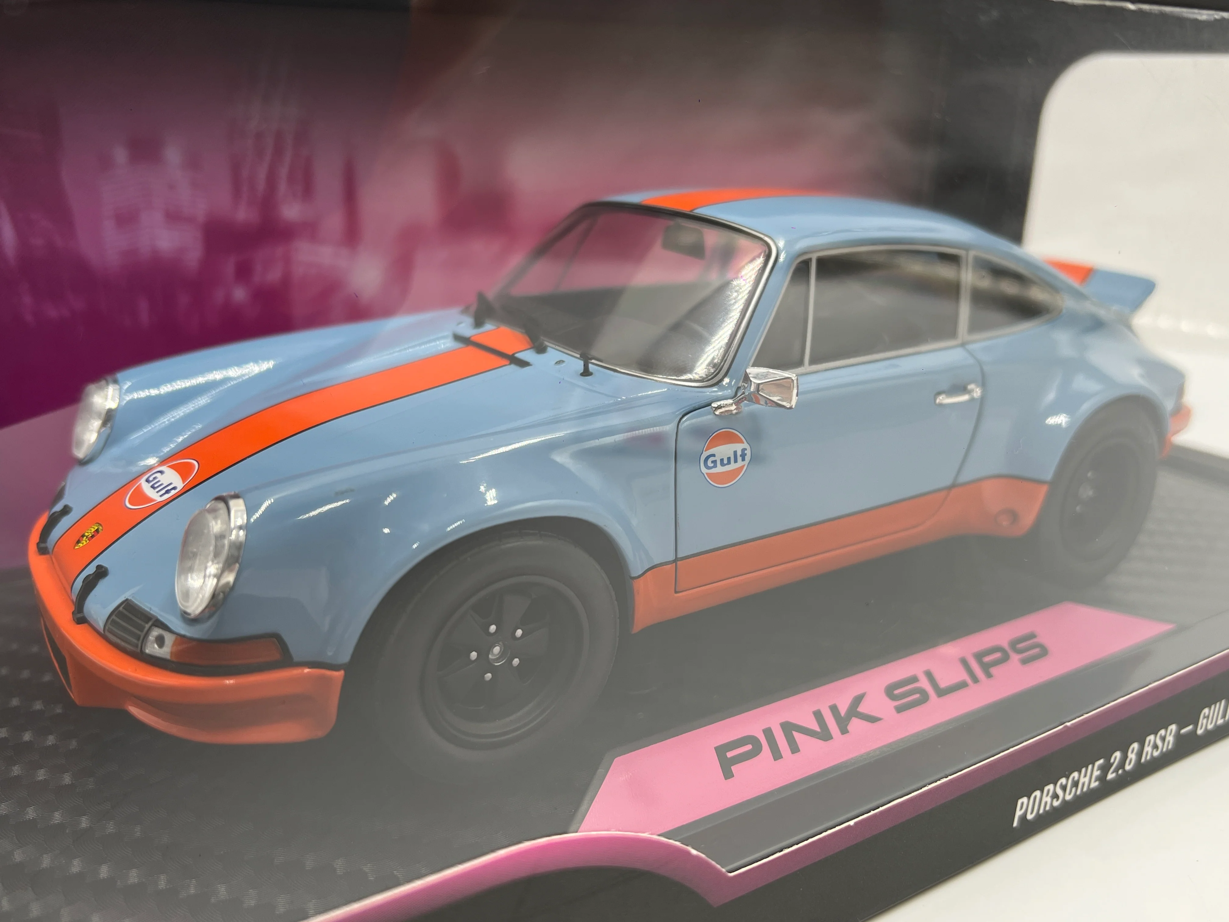 Jada 1:18 Scale Pink Slips Porsche 911 2.8 RSR Gulf 1 Blue/Orange - Image 2